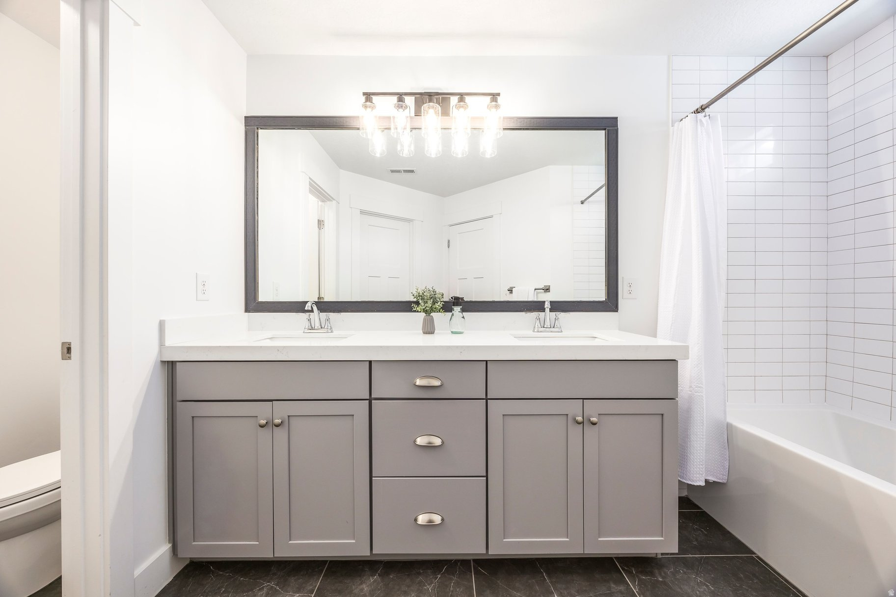 BROOKSIDE - Residential