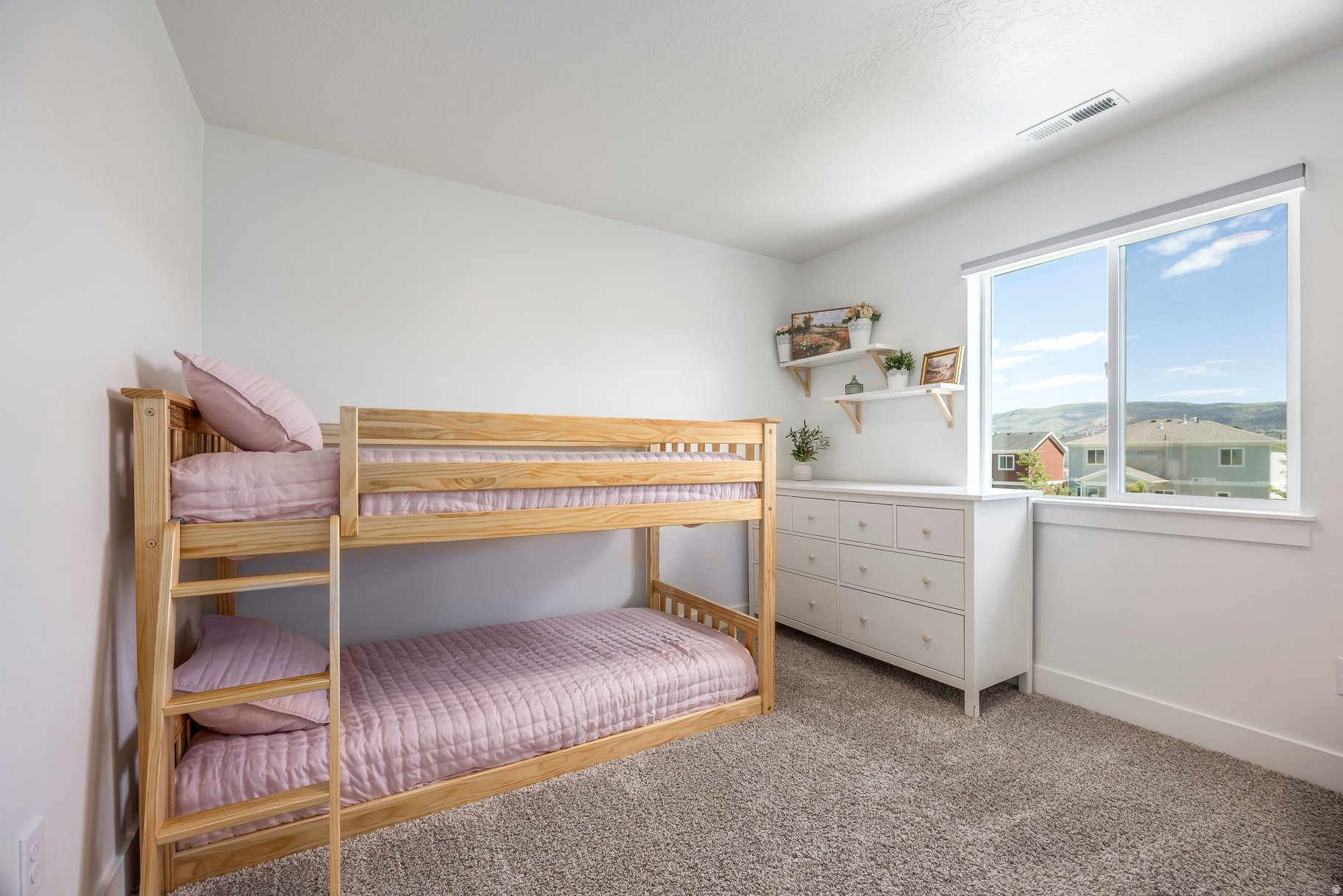 BROOKSIDE - Residential