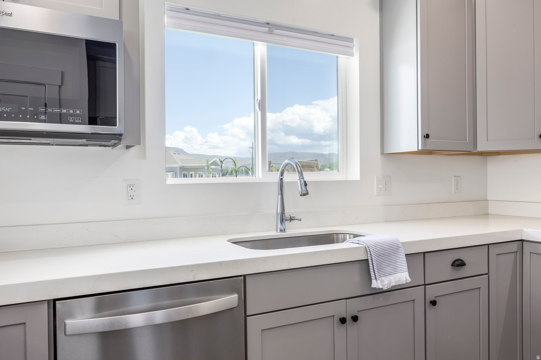 BROOKSIDE - Residential