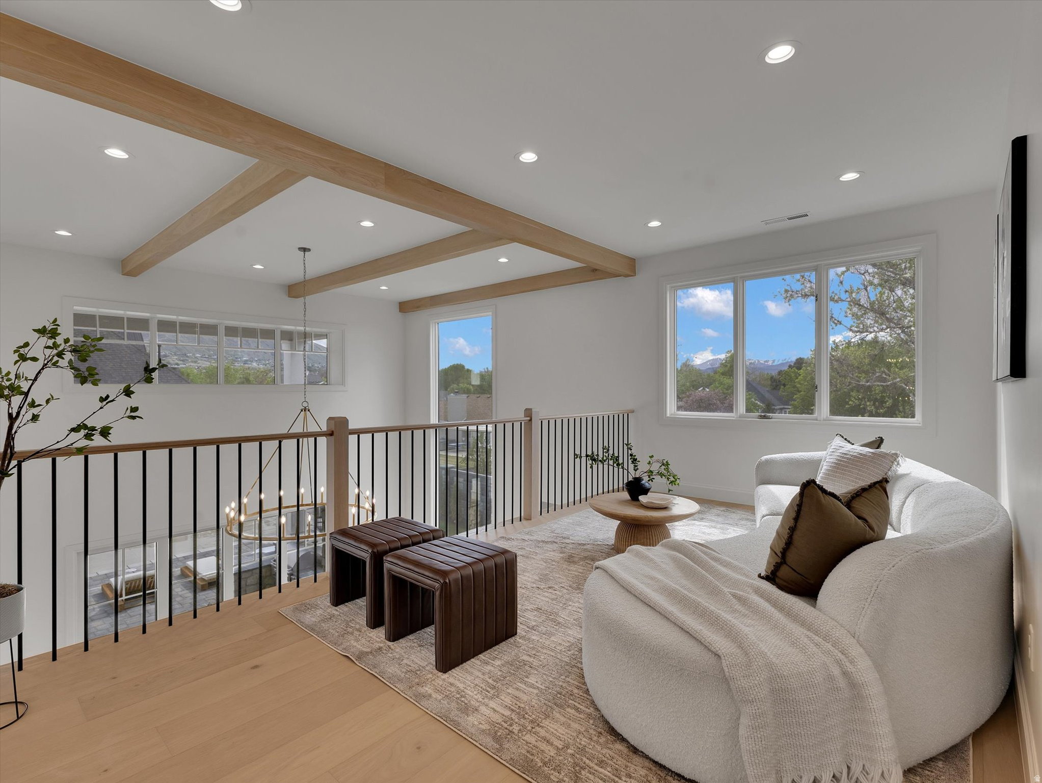 VIKING COURT - Residential