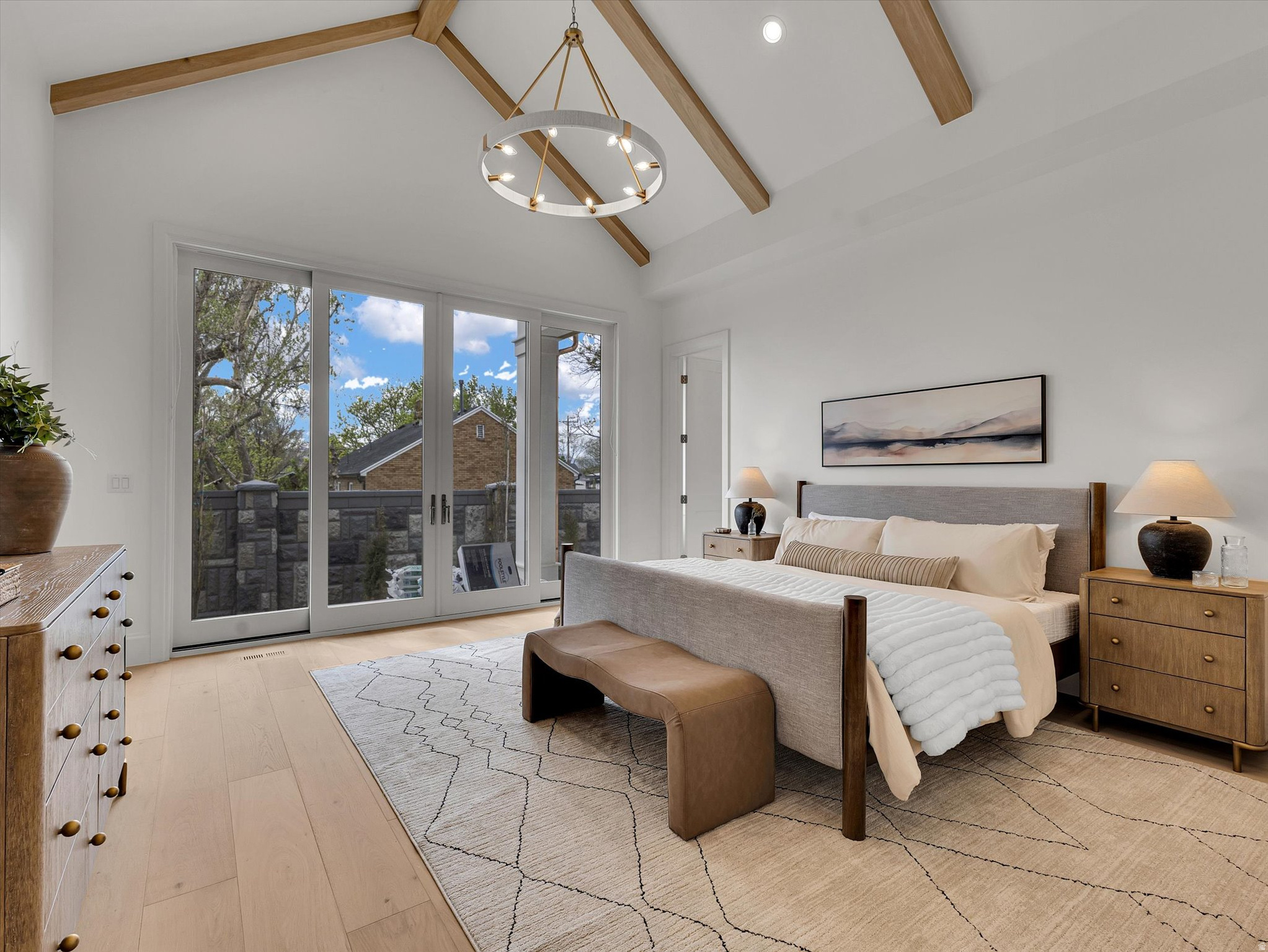 VIKING COURT - Residential