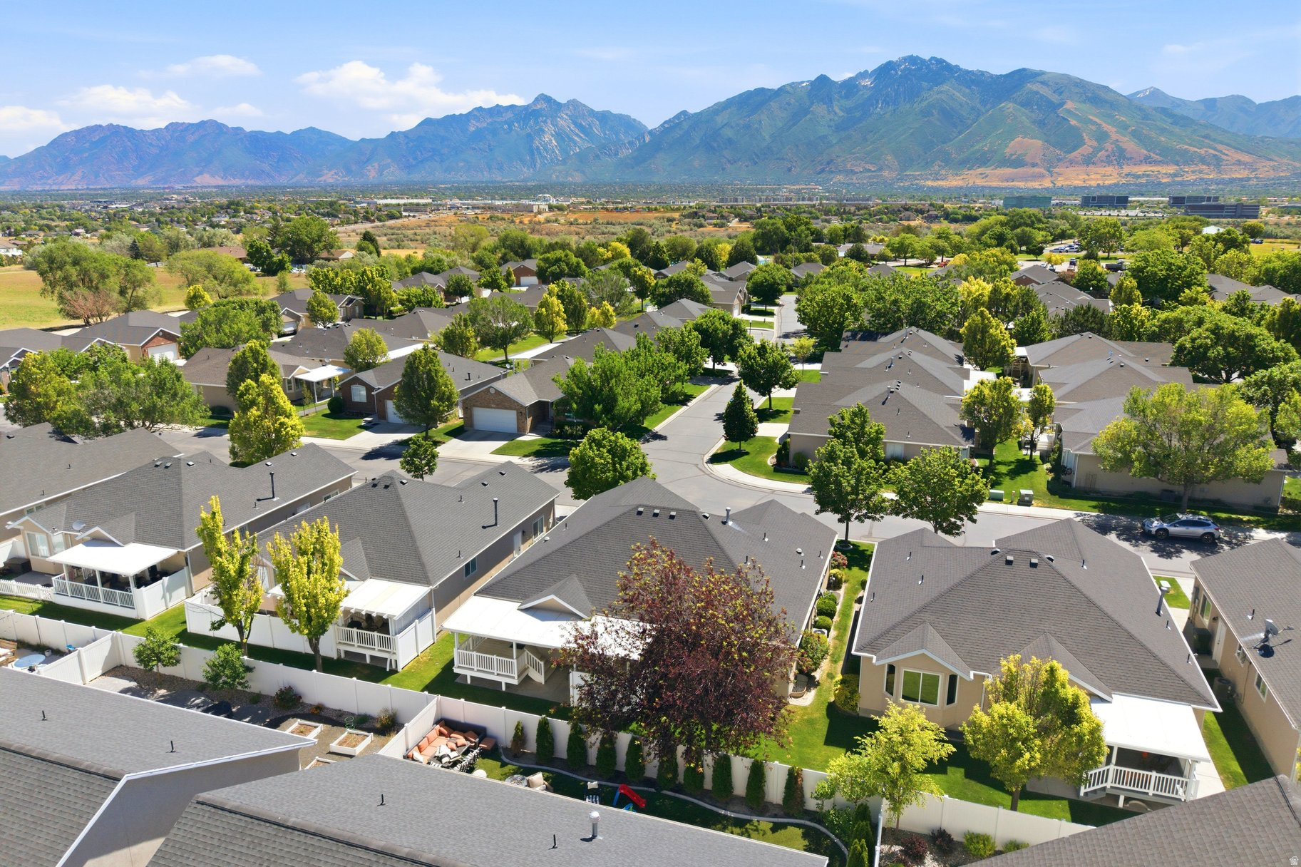 THE VISTAS AT RIVERBEND - Residential