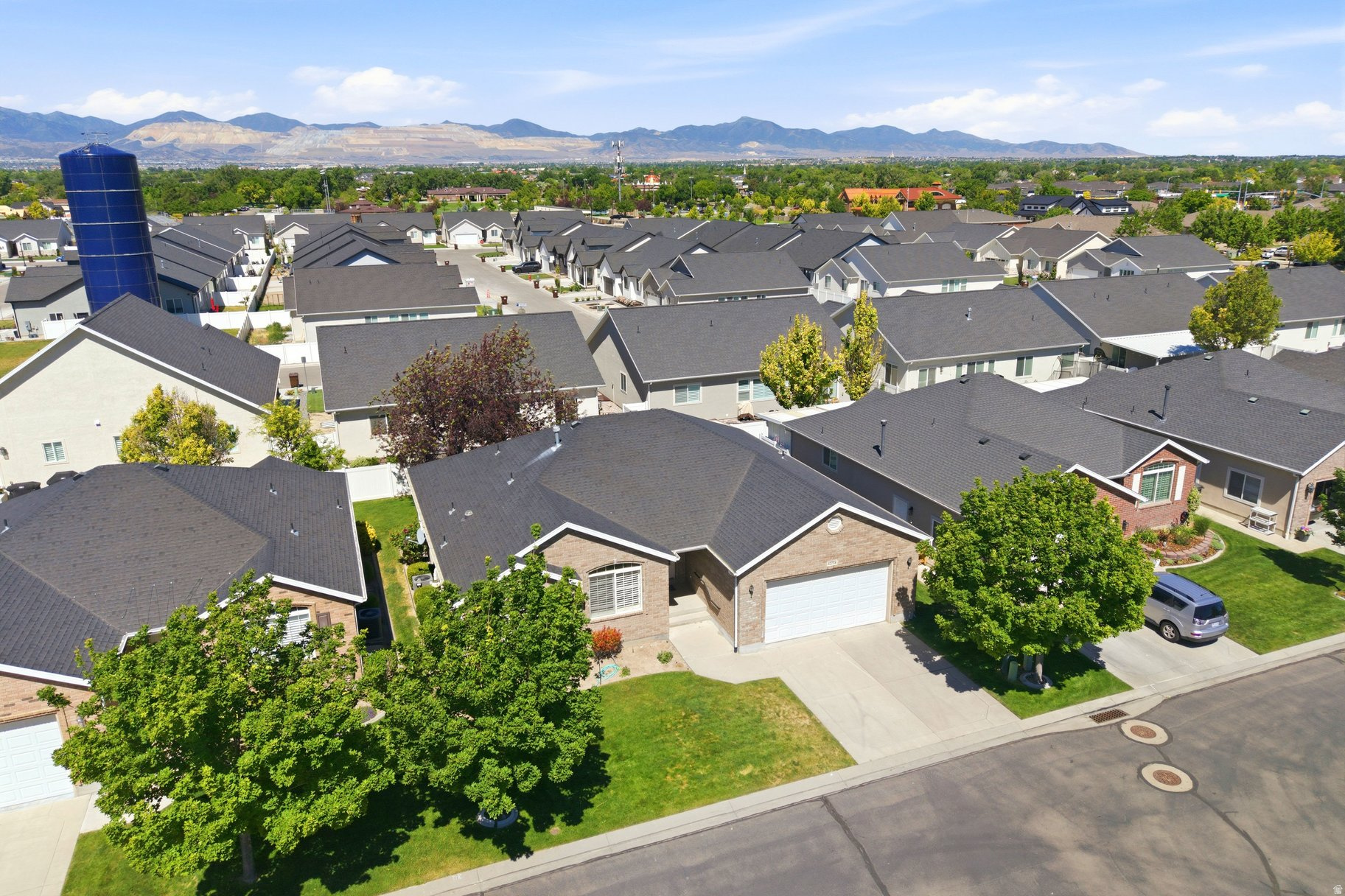 THE VISTAS AT RIVERBEND - Residential
