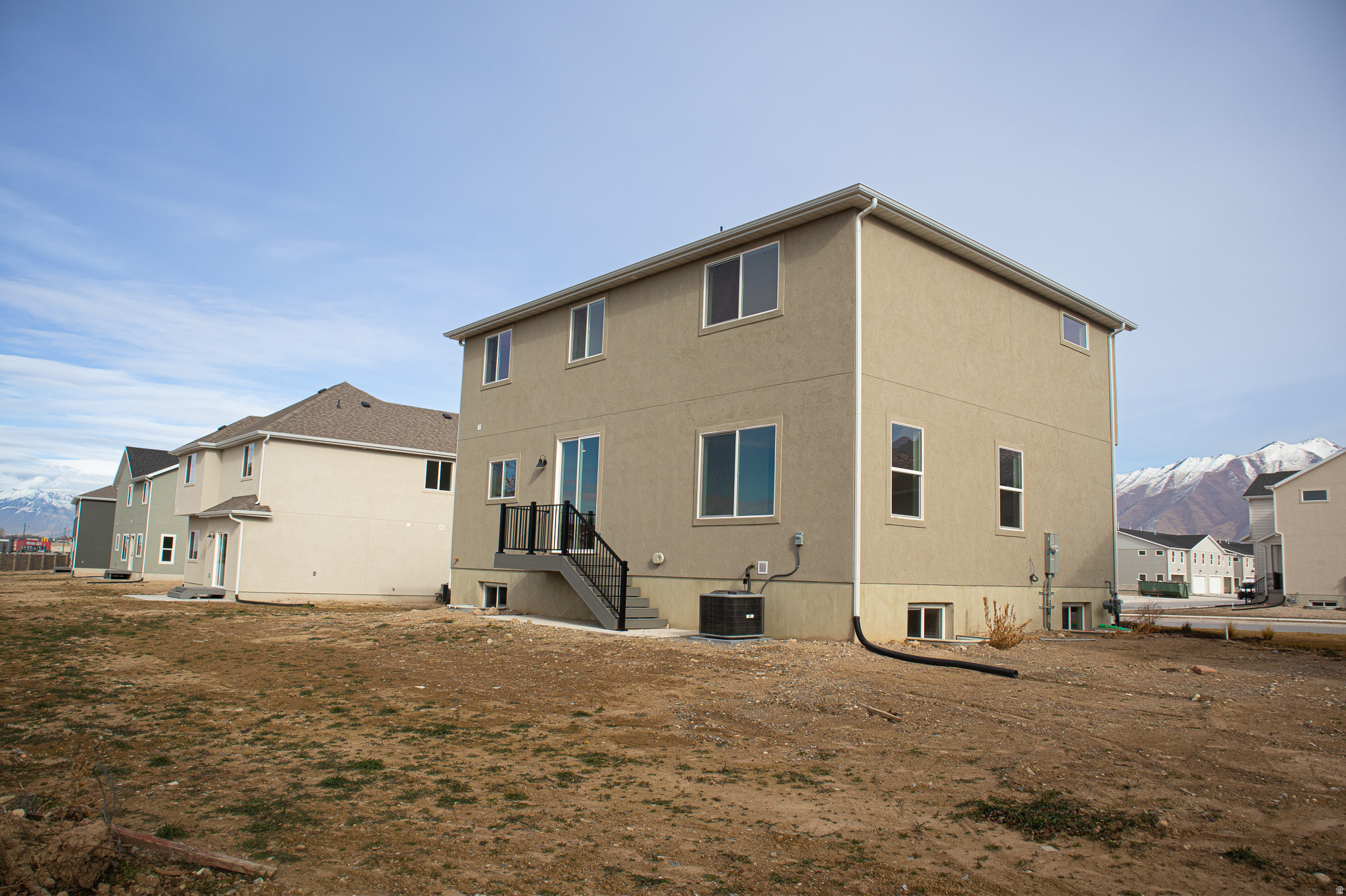 SALEM FIELDS - Residential