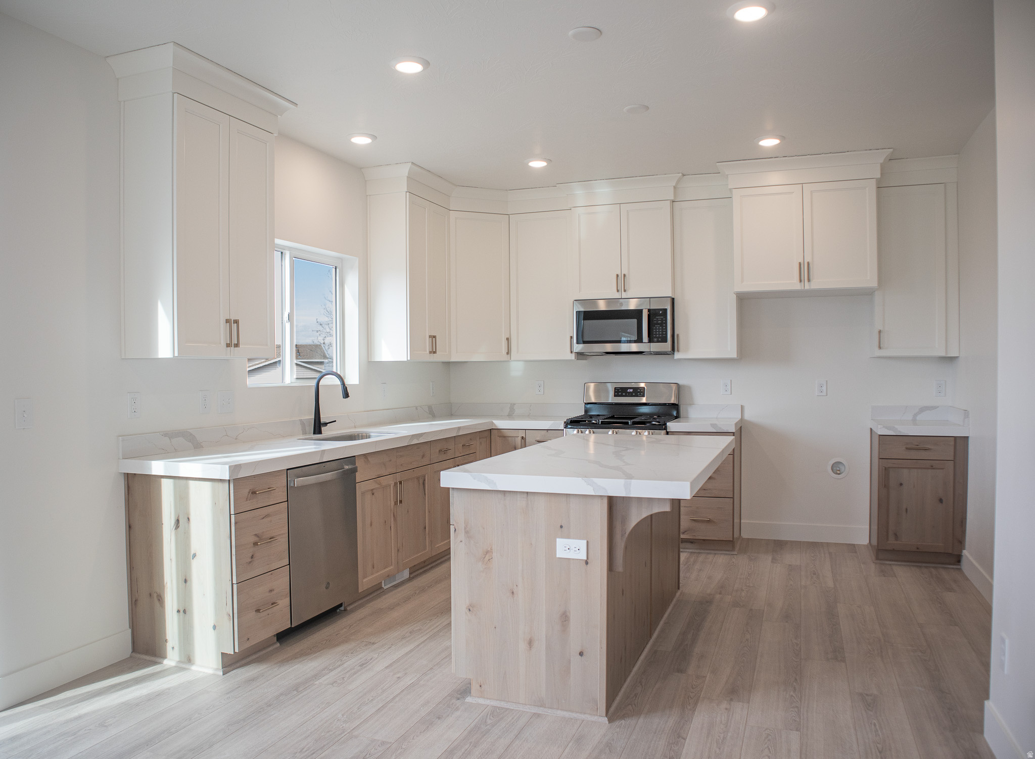 SALEM FIELDS - Residential