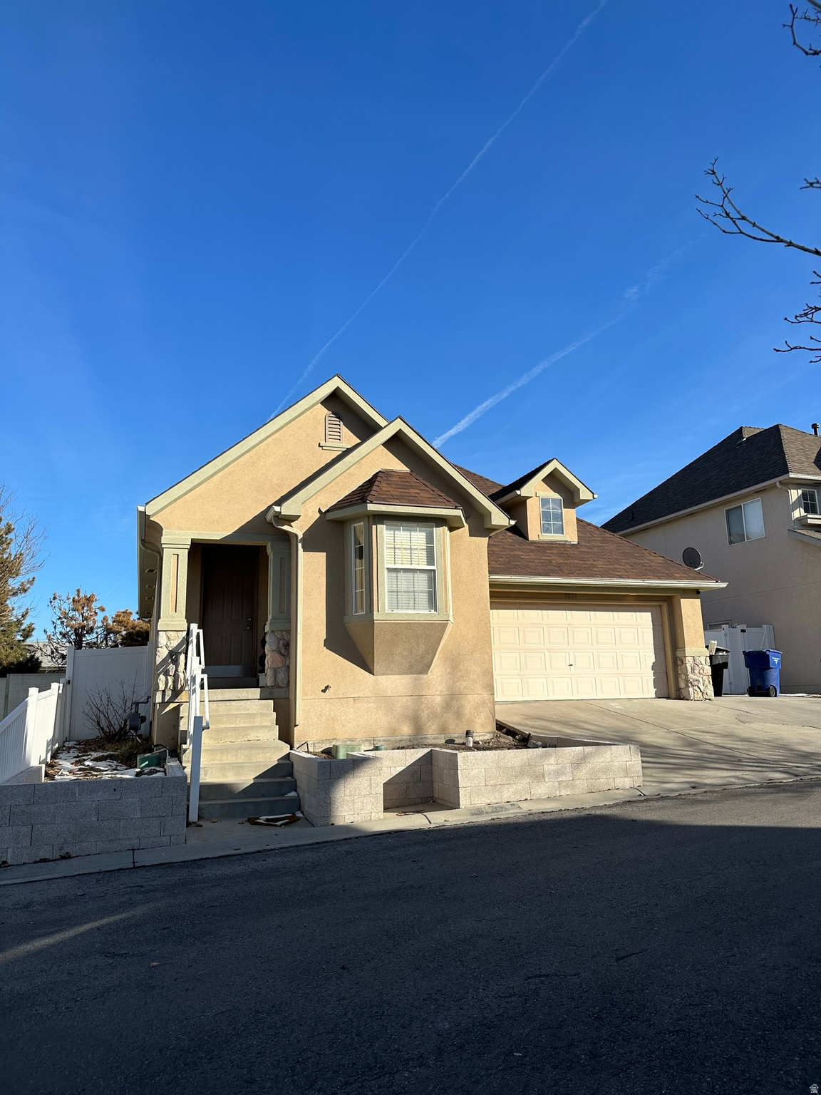 COTTAGES AT ELK RUN - Residential