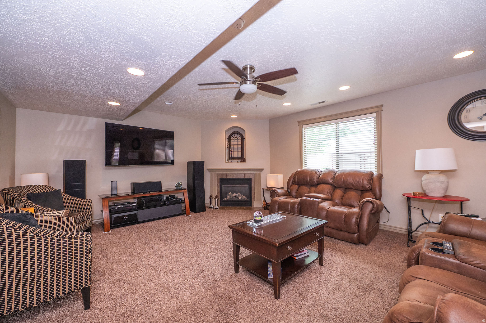 FARMINGTON MEADOWS - Residential