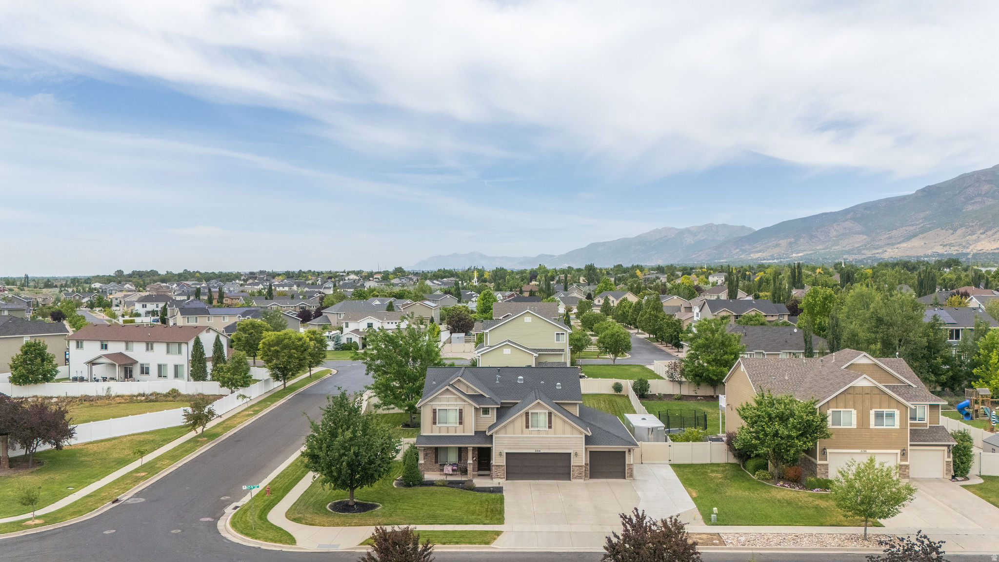 FARMINGTON MEADOWS - Residential