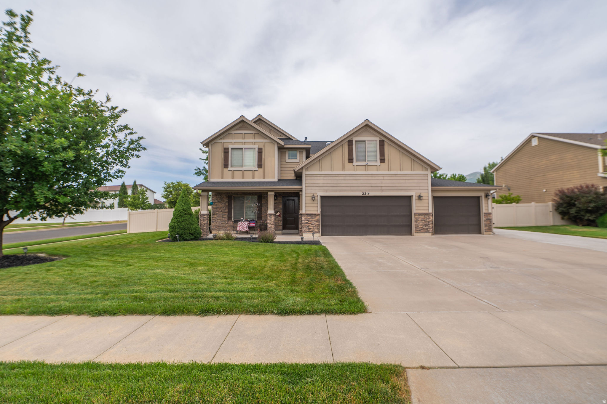 FARMINGTON MEADOWS - Residential