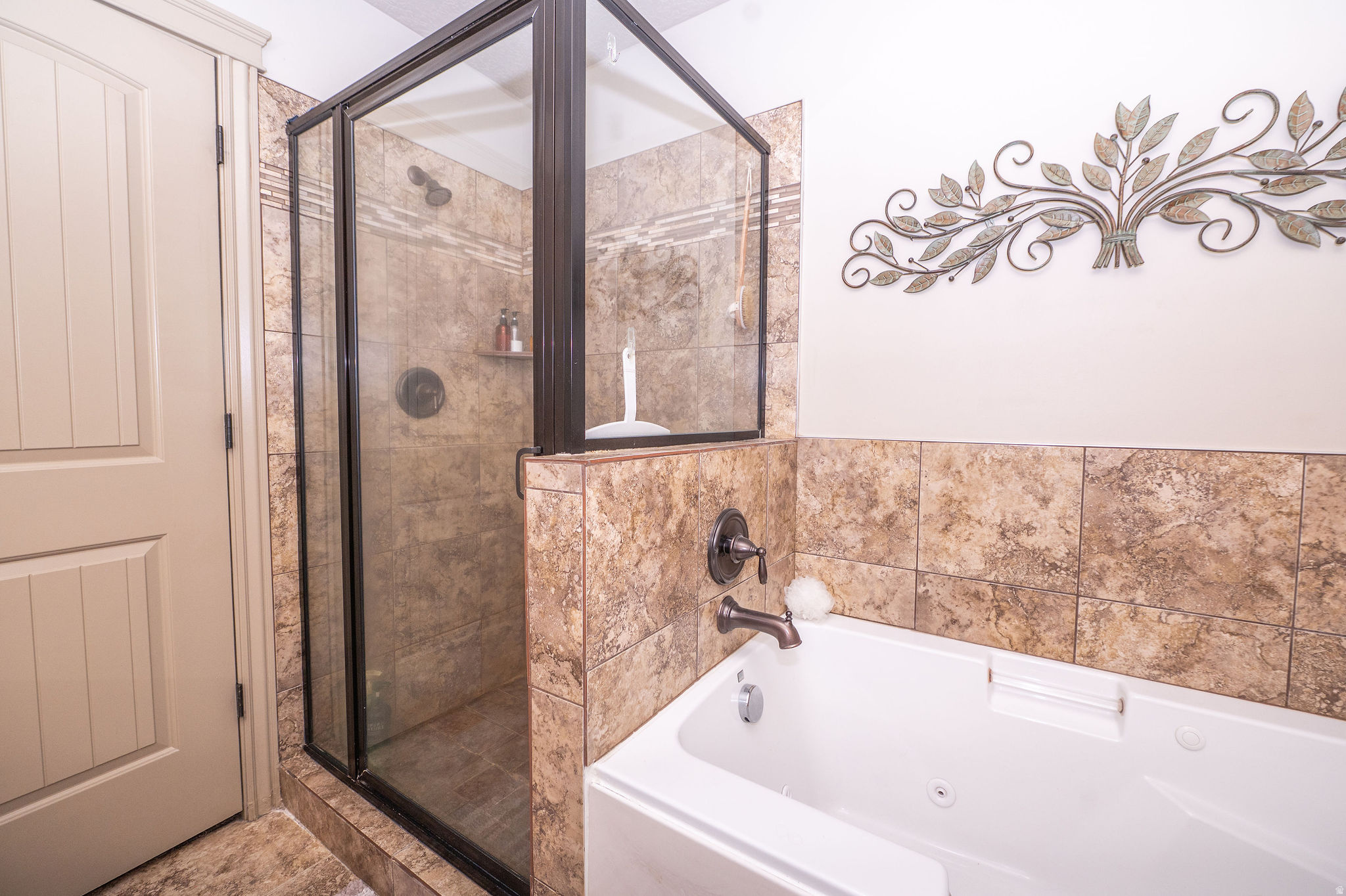 FARMINGTON MEADOWS - Residential