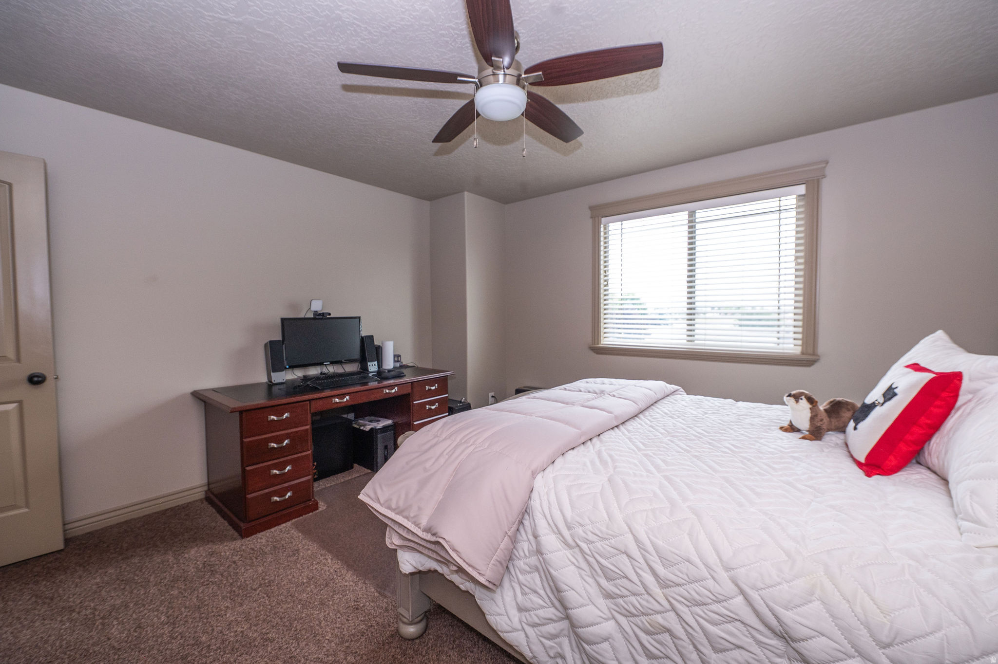 FARMINGTON MEADOWS - Residential
