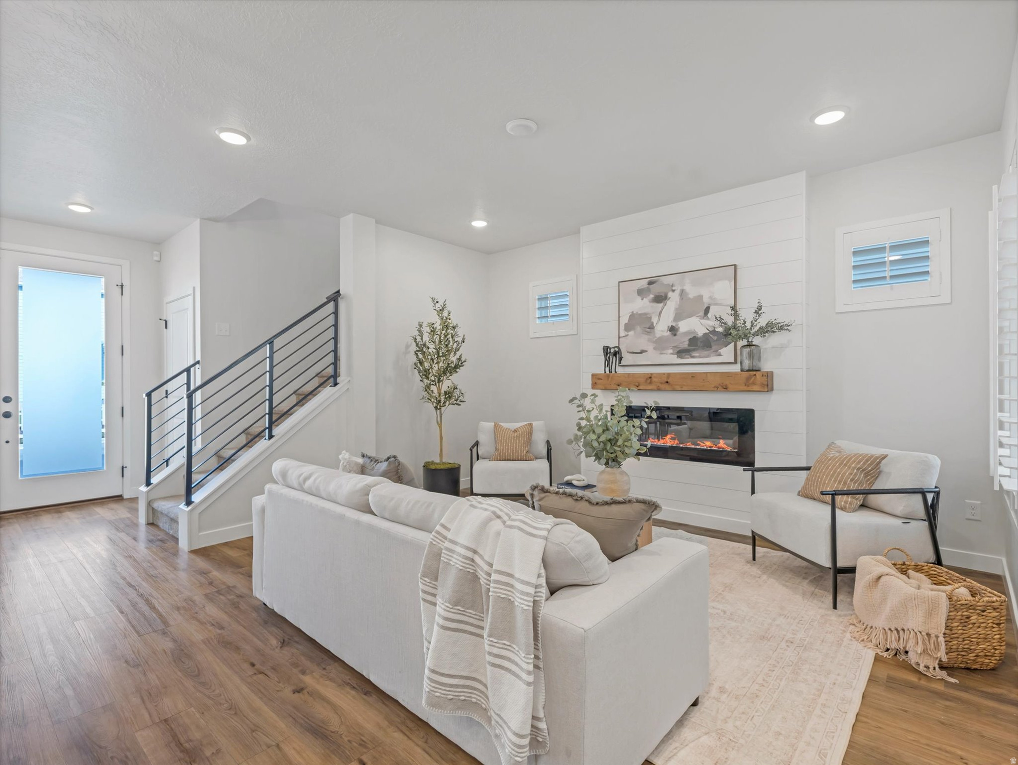 DAYBREAK-CASCADE VILLAGE - Residential