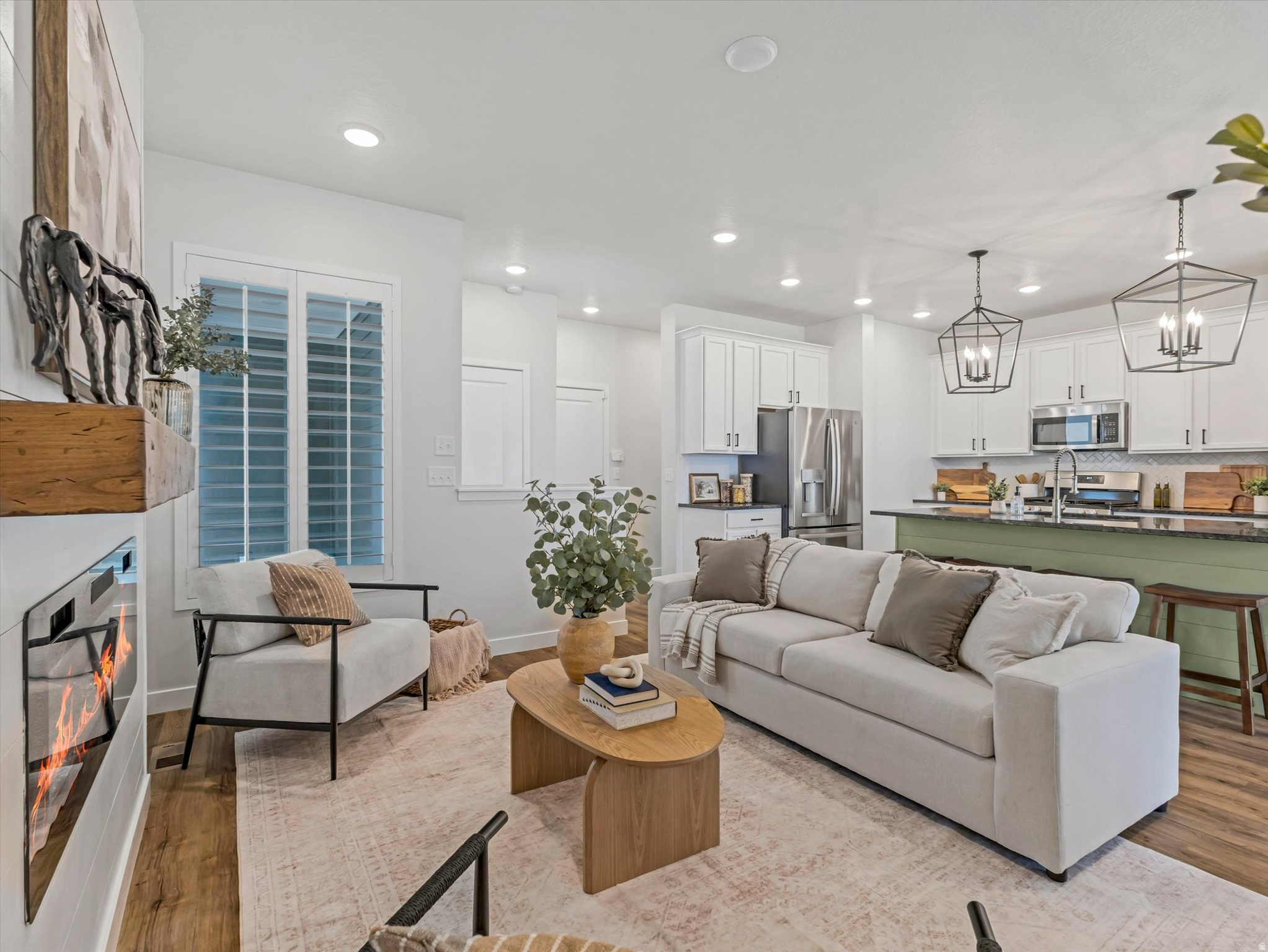 DAYBREAK-CASCADE VILLAGE - Residential