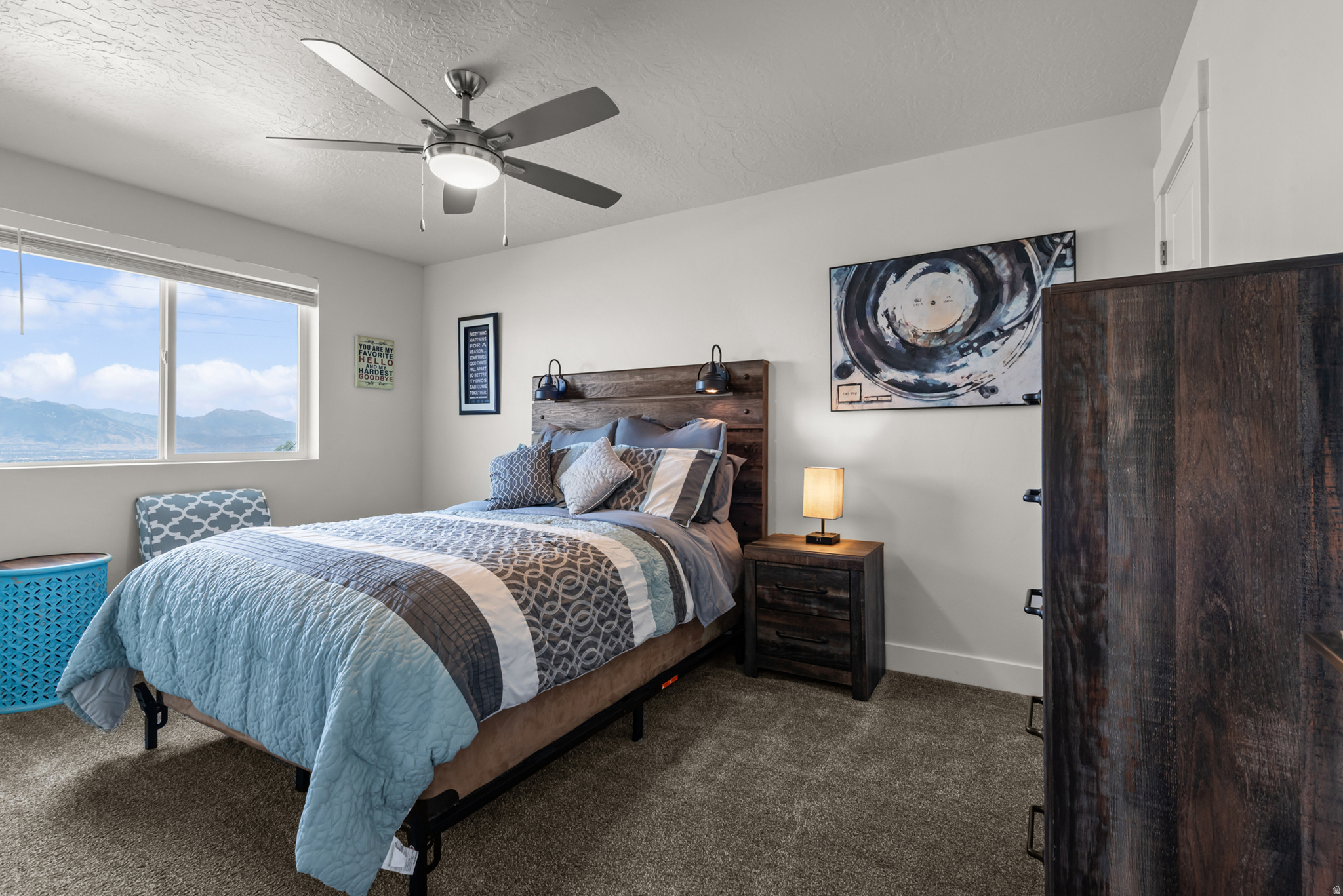 HYDE POINT - Residential