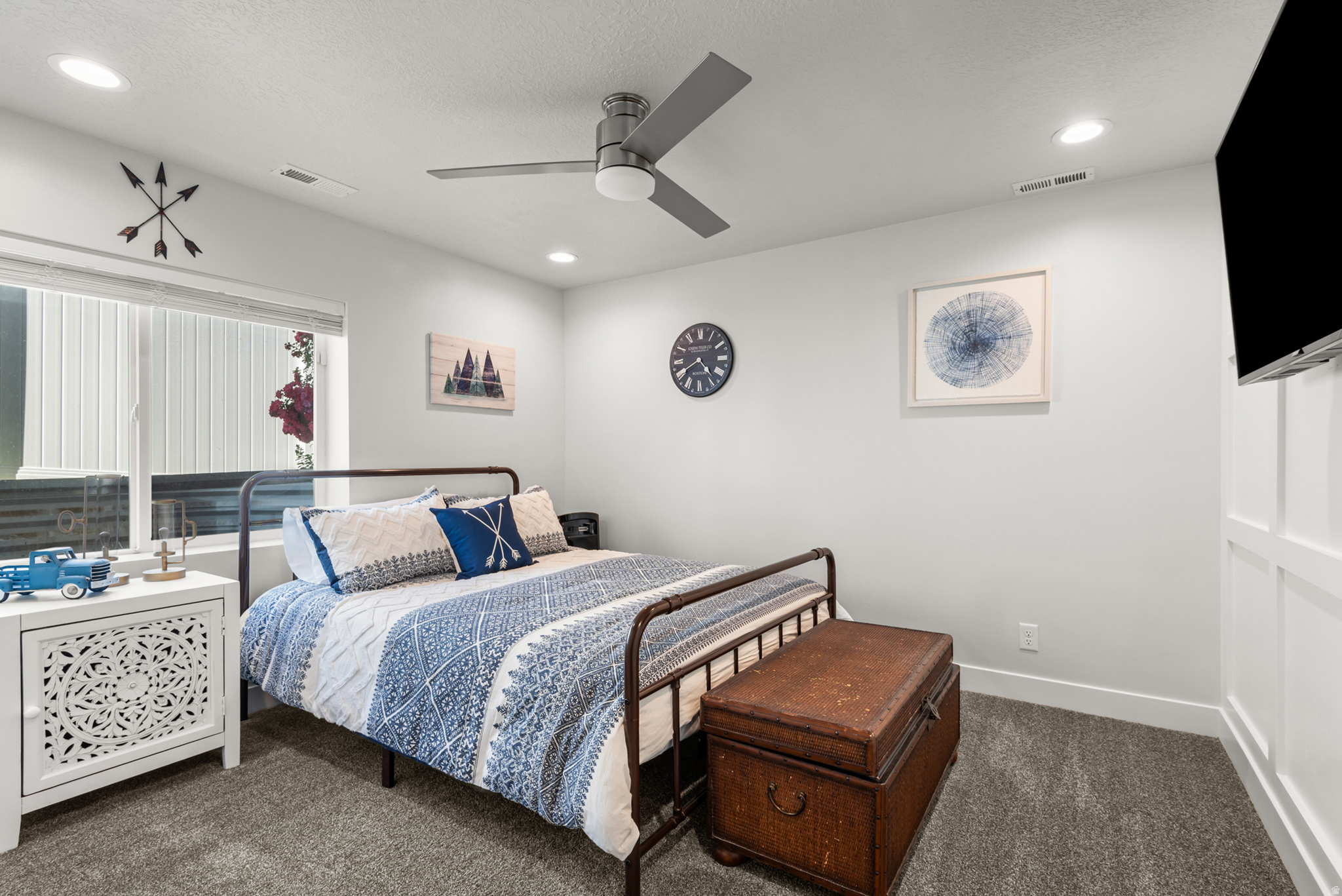 HYDE POINT - Residential