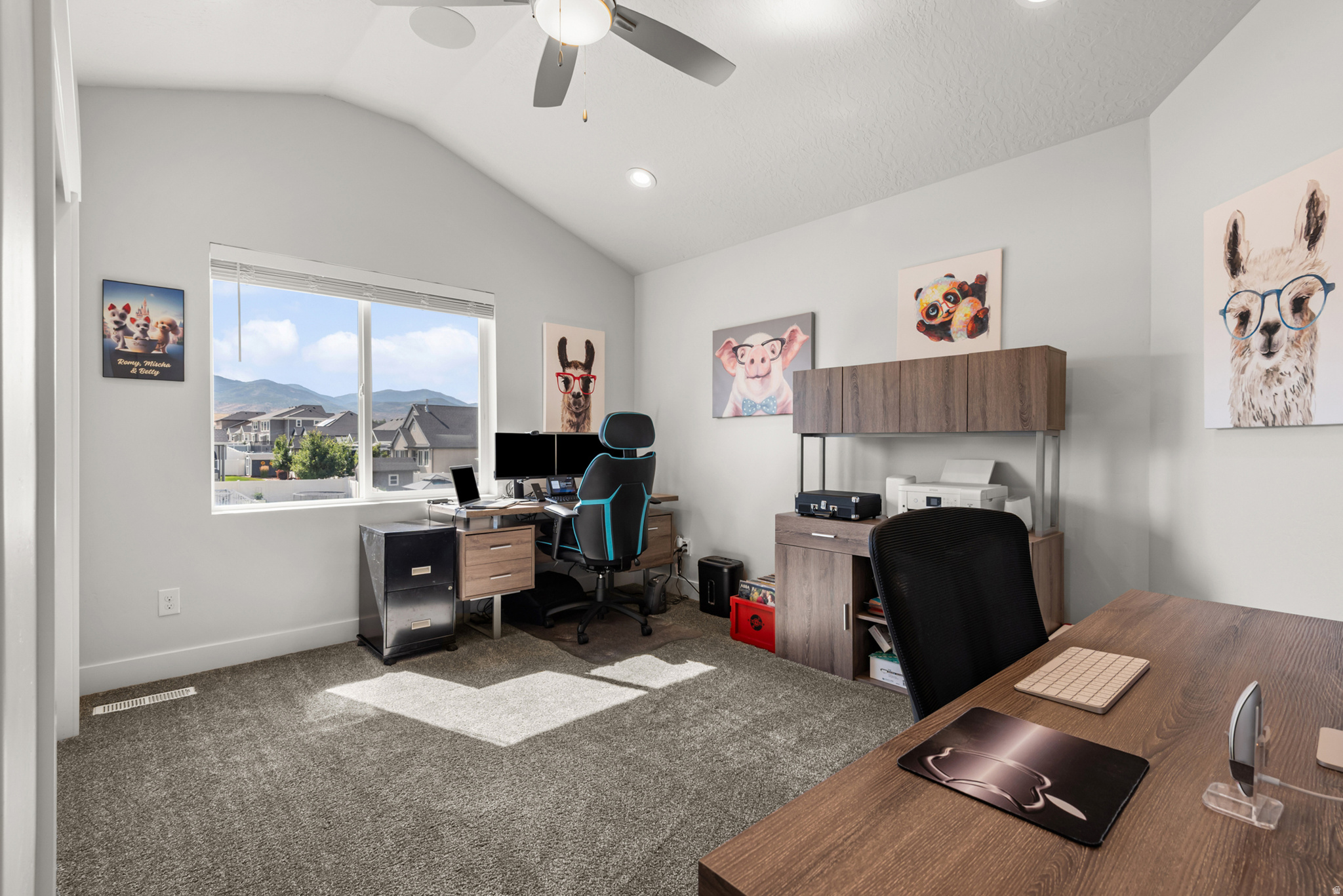 HYDE POINT - Residential