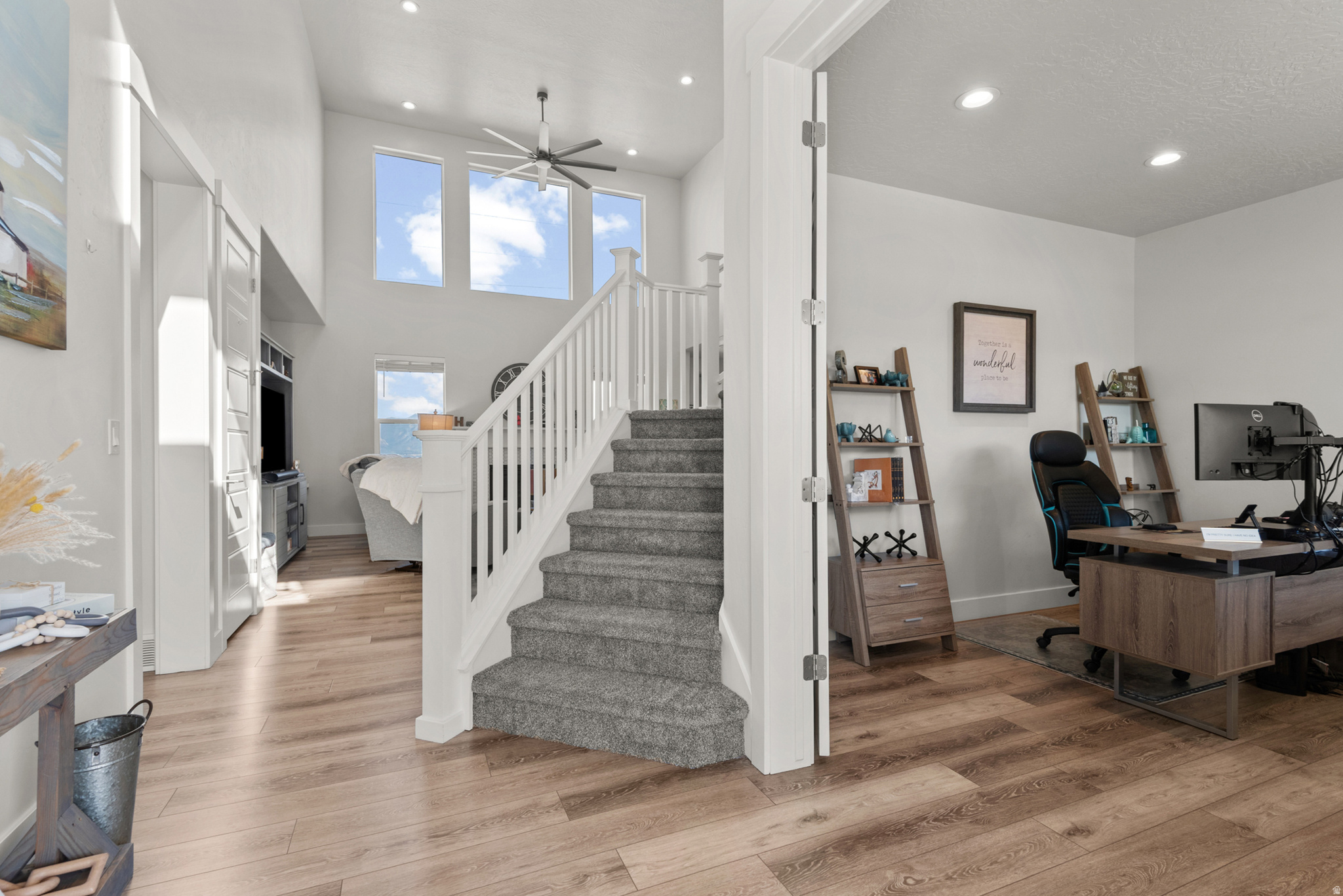HYDE POINT - Residential
