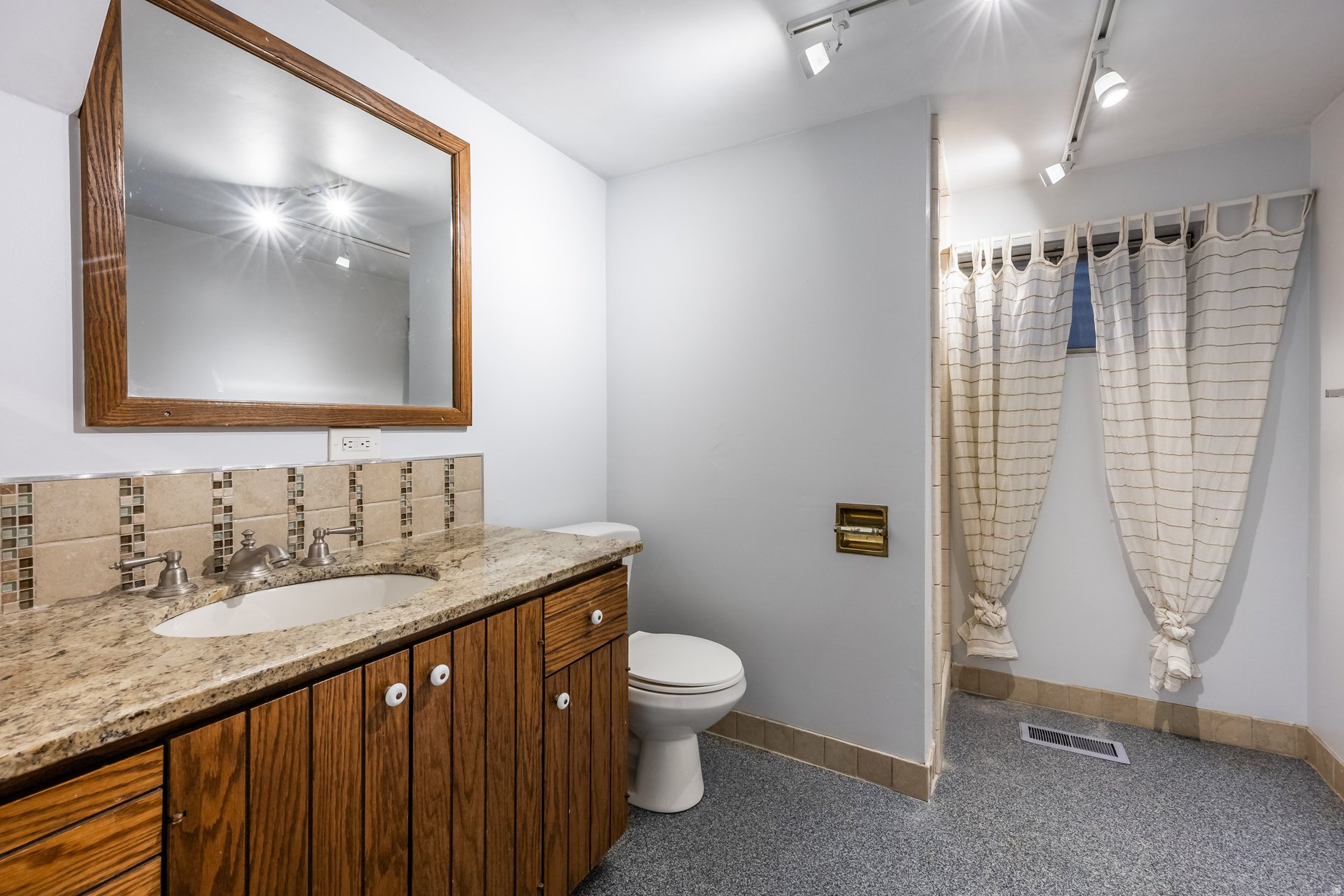 HEBER - Commercial Sale