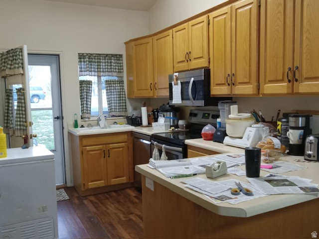 ROSEWOOD ESTATES - Residential