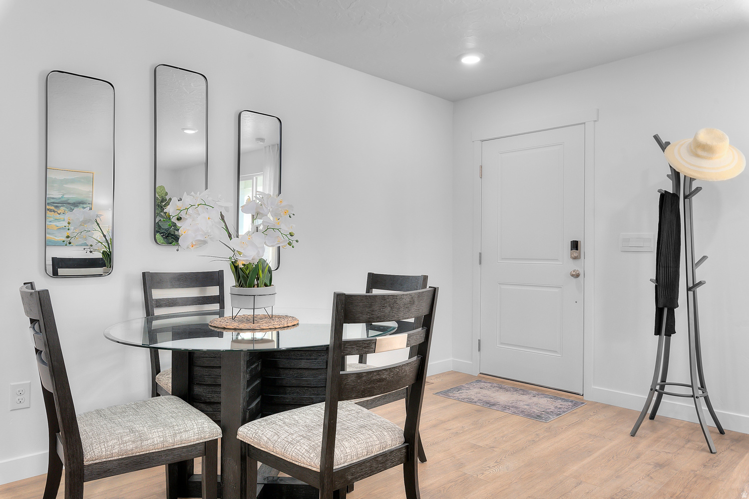 DIXON CREEK - Residential