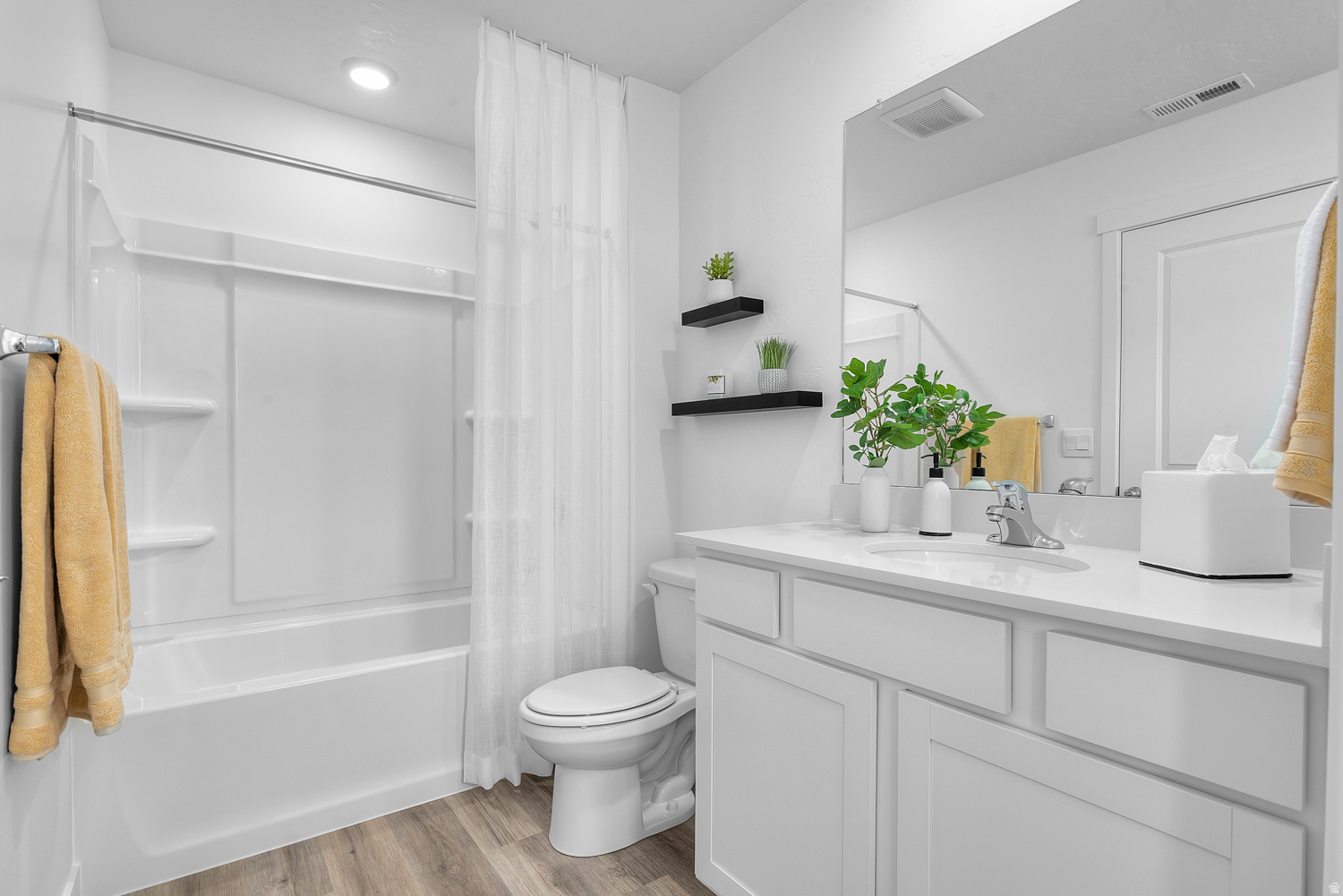 DIXON CREEK - Residential