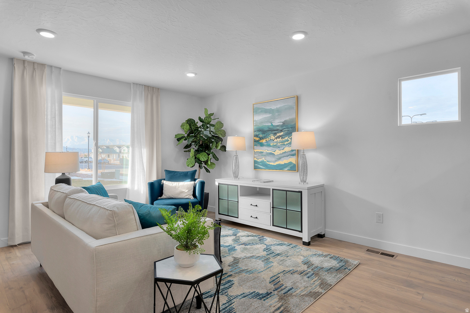 DIXON CREEK - Residential