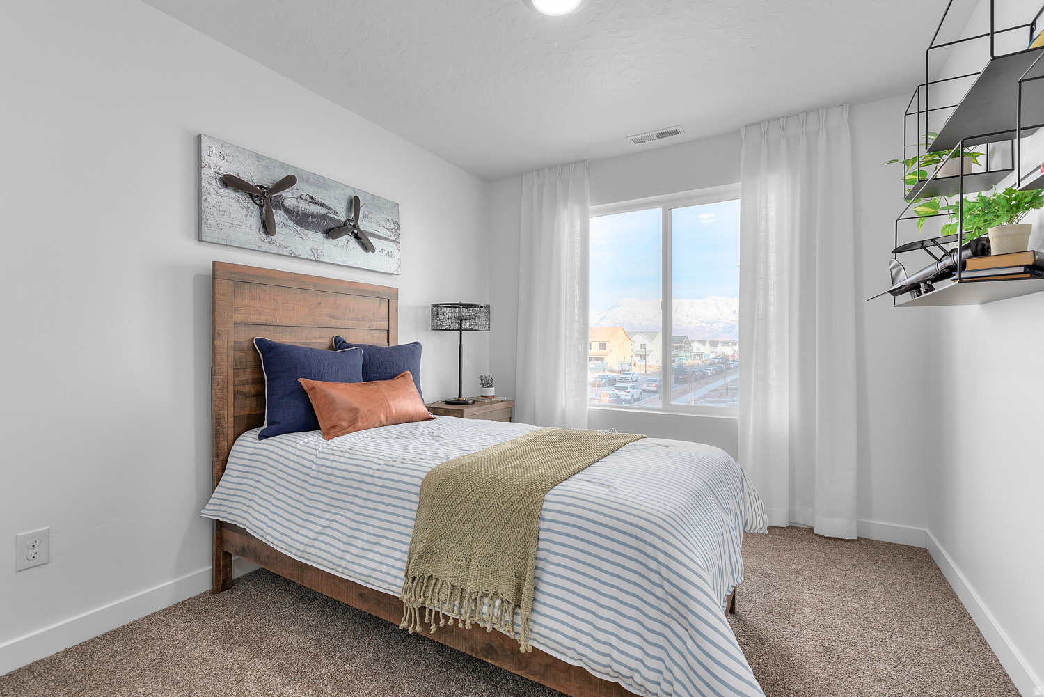 DIXON CREEK - Residential