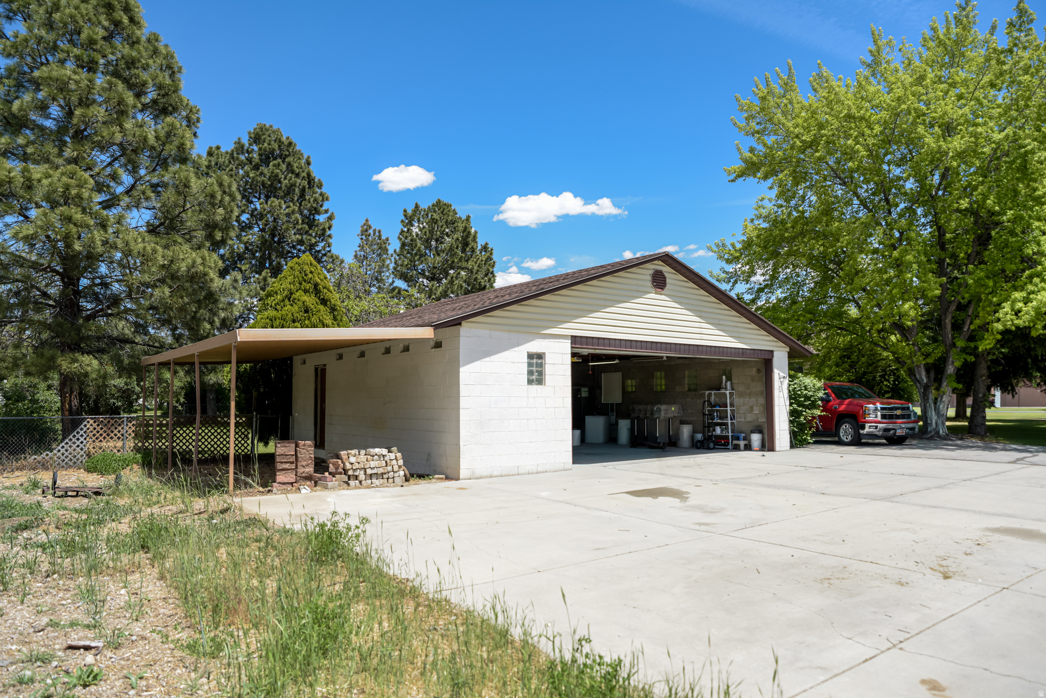 SOMERVILLE ESTATES - Residential