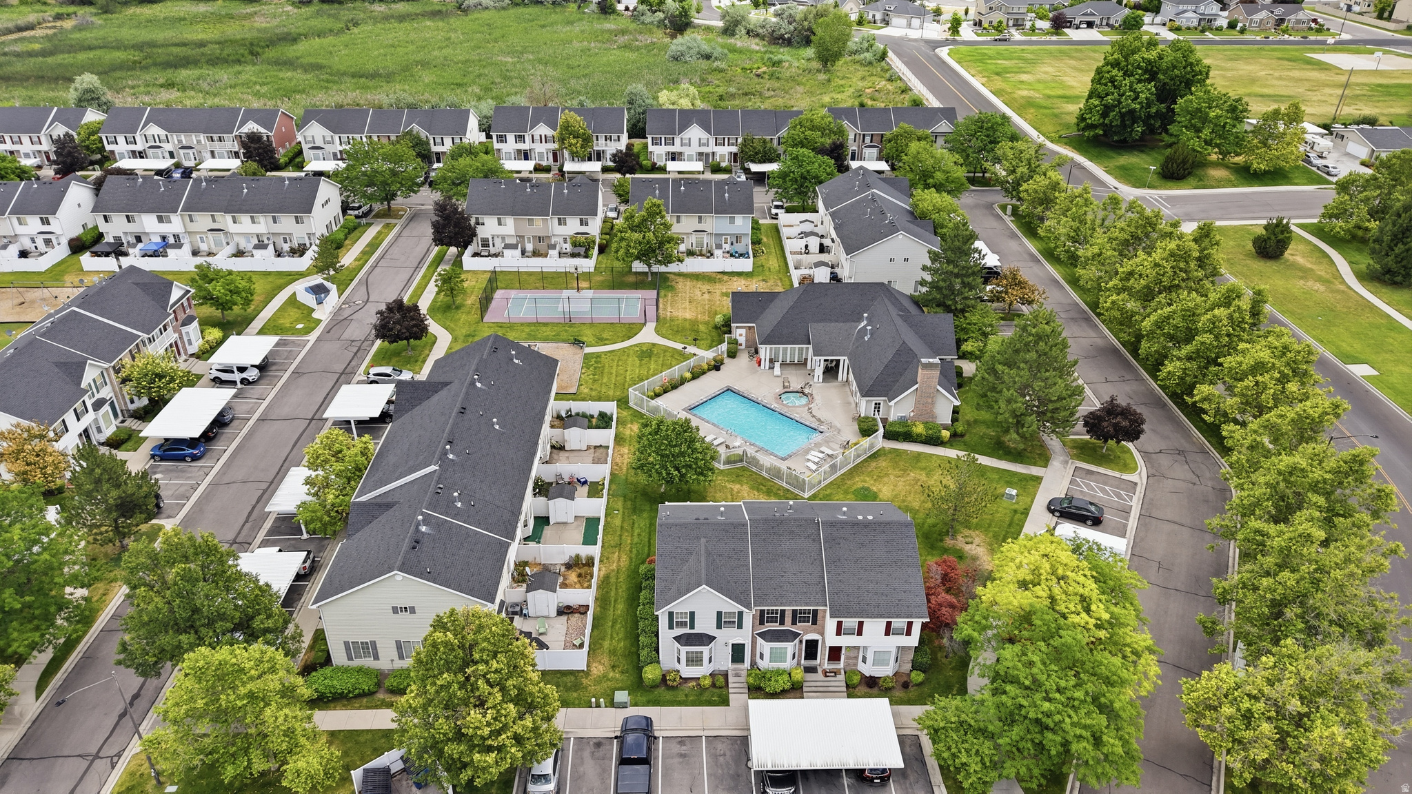 THE WILLOWS - Residential