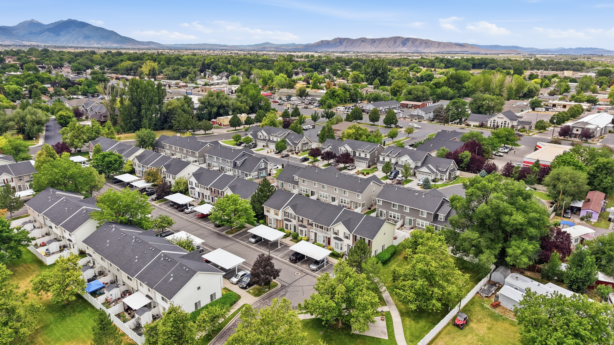 THE WILLOWS - Residential