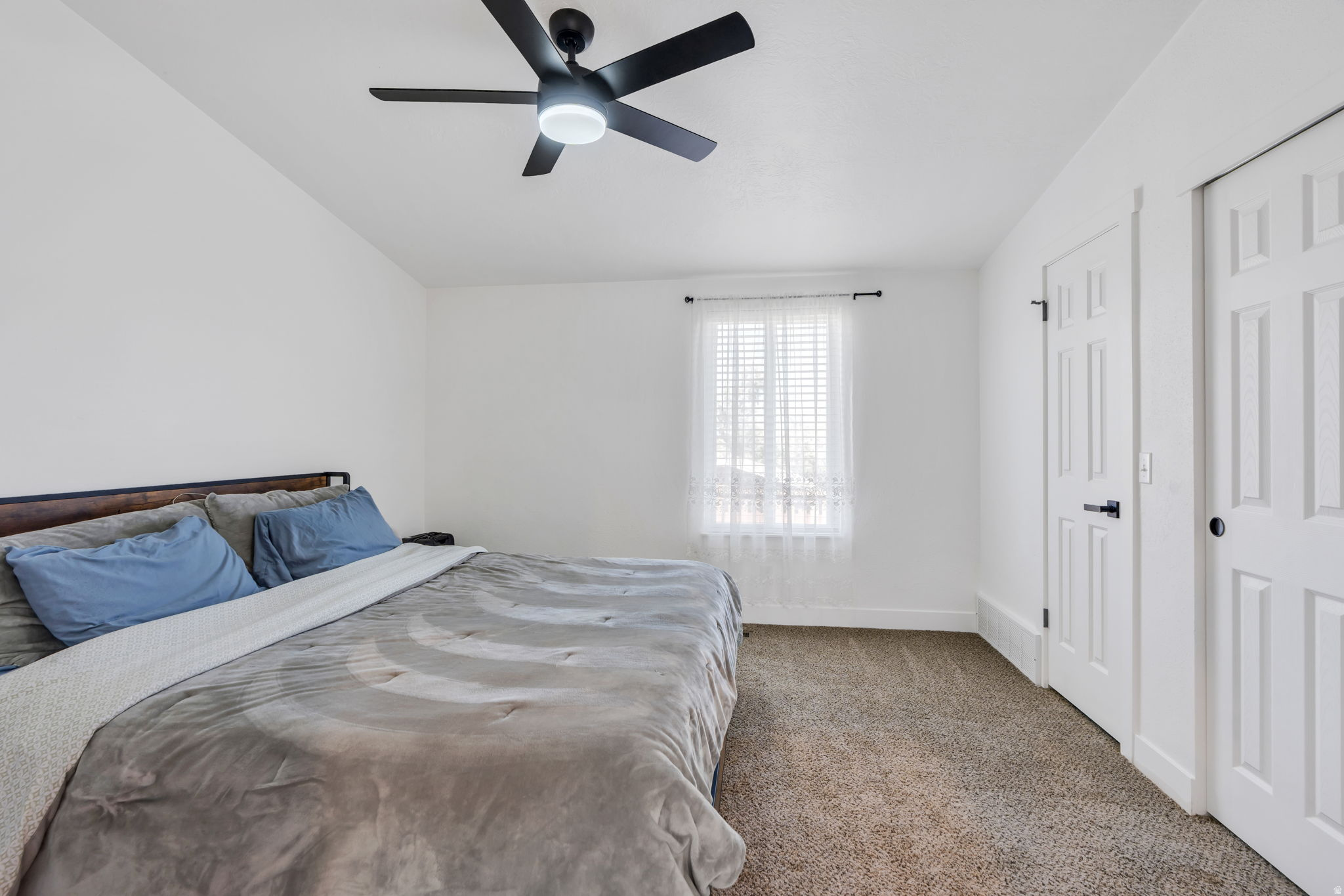 MEADOWS - Residential