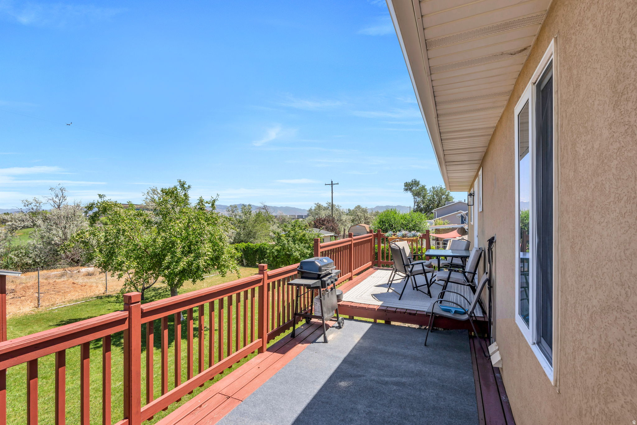 MEADOWS - Residential