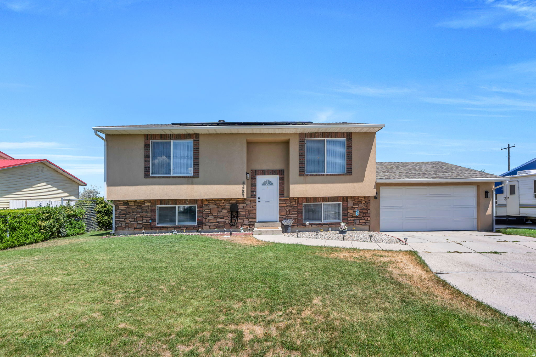 MEADOWS - Residential