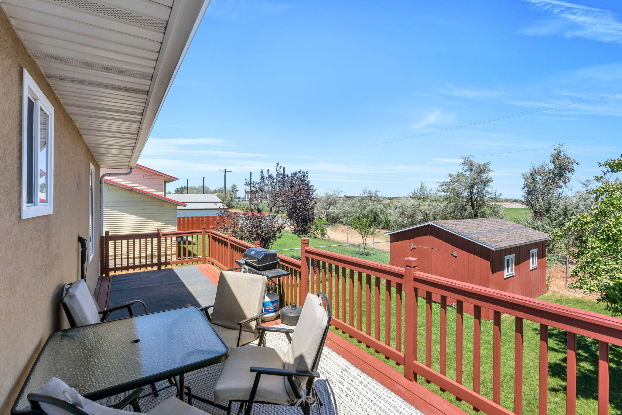 MEADOWS - Residential