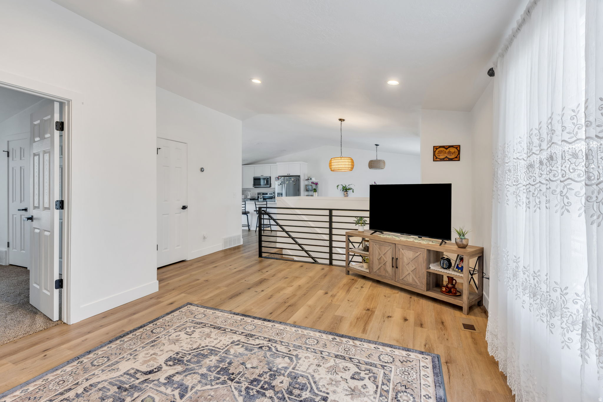 MEADOWS - Residential