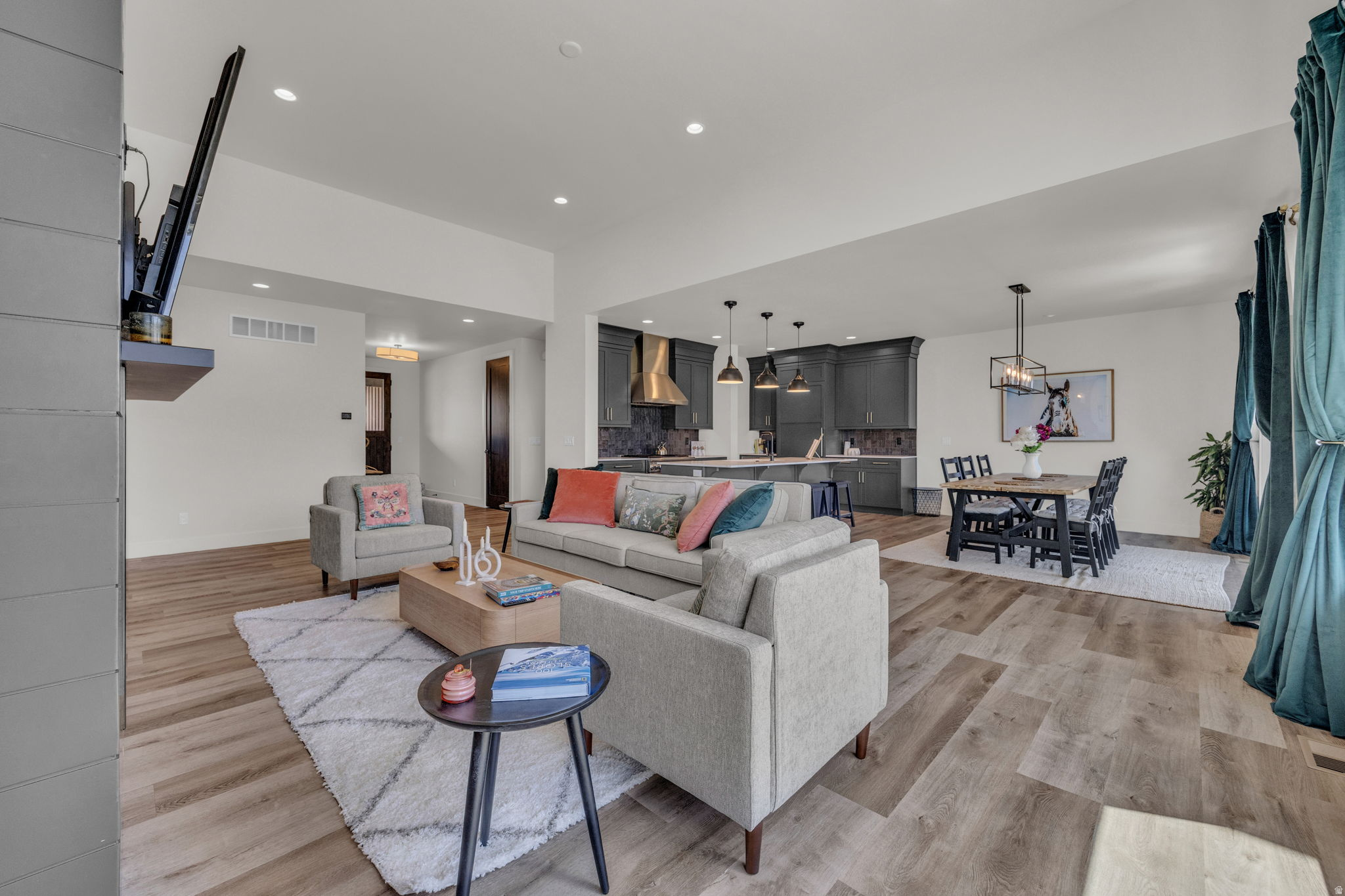 THORN CREEK PHASE 6 - Residential