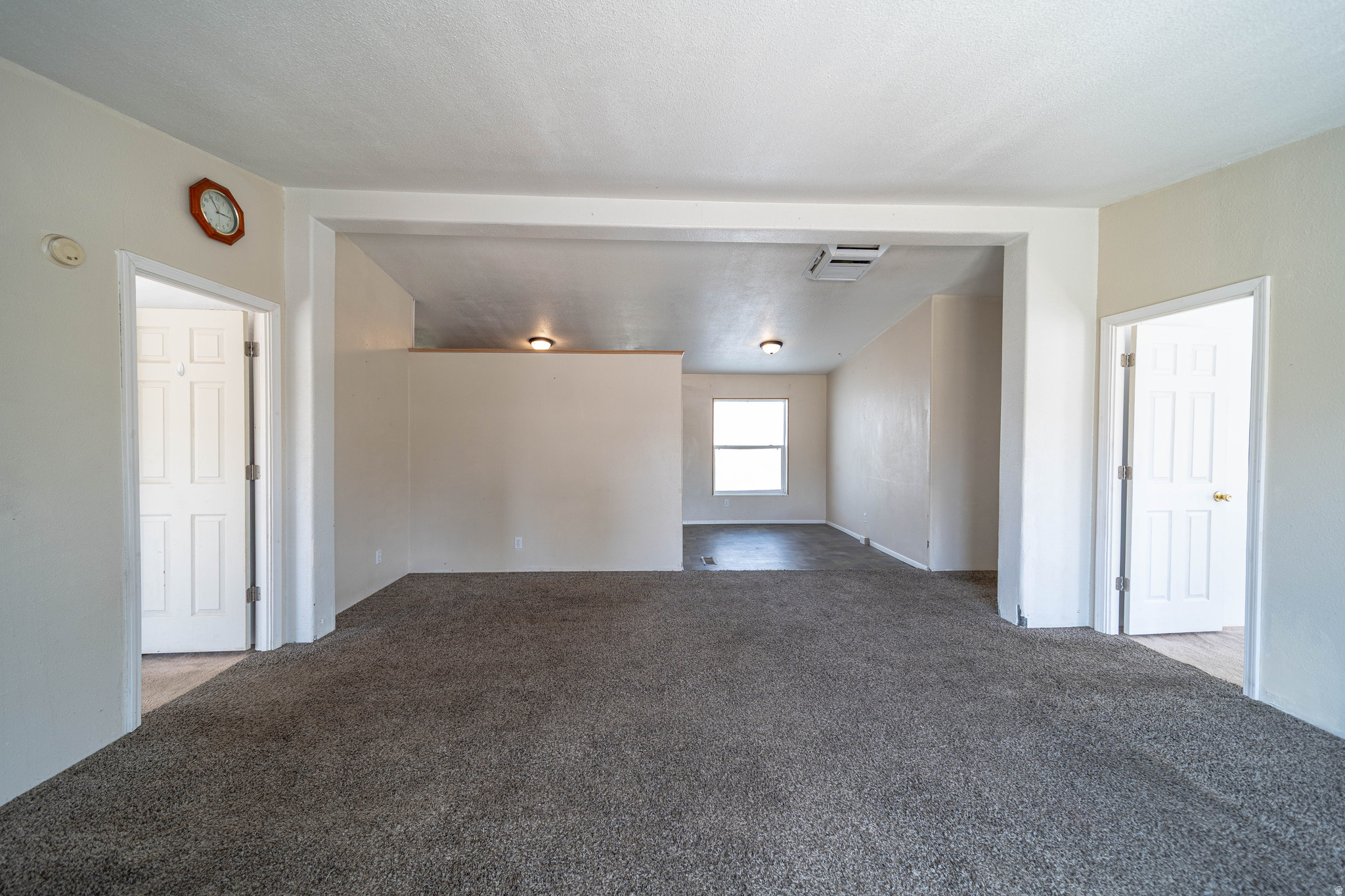 HILLVIEW VILLAGE - Residential