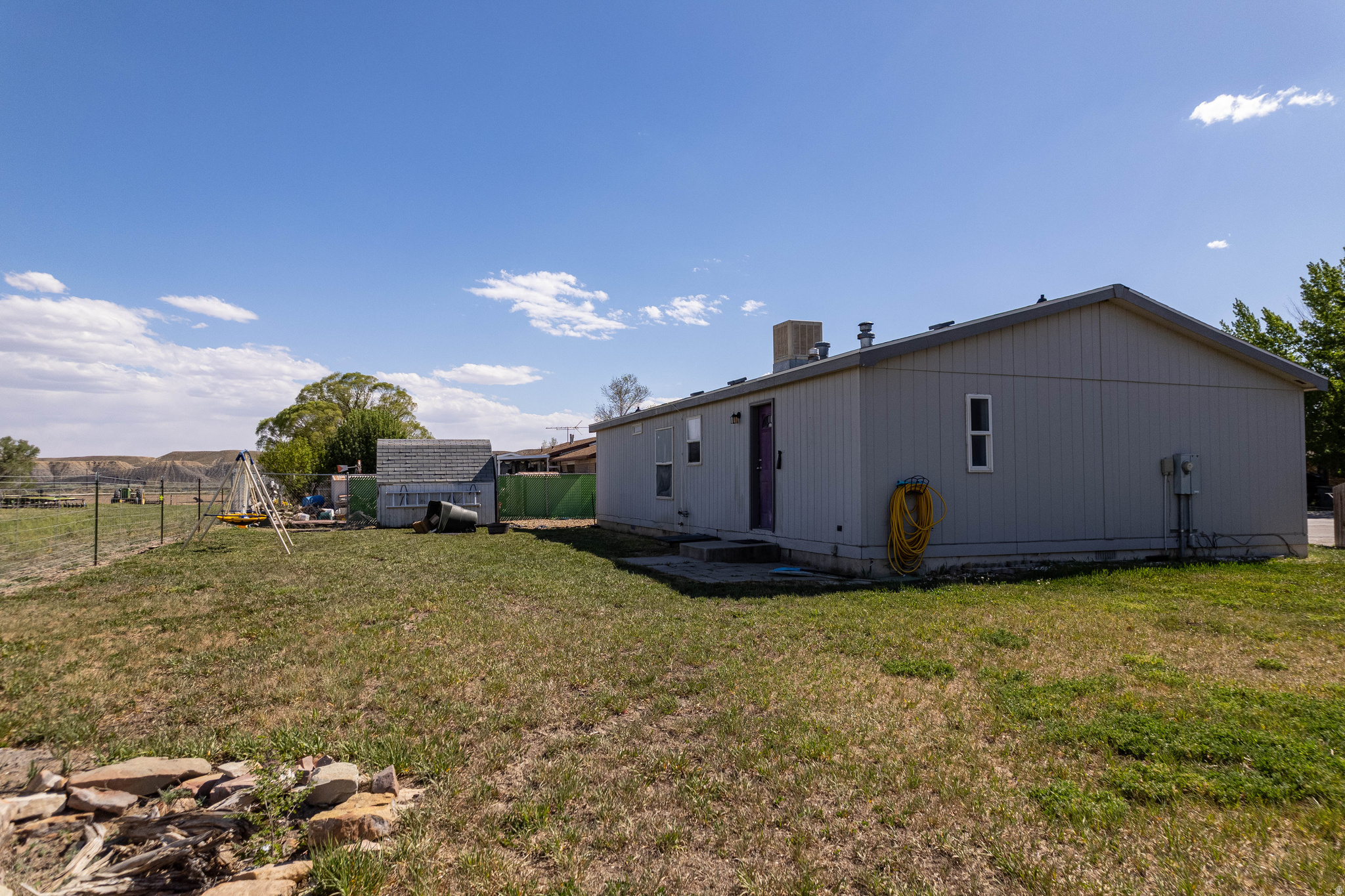 HILLVIEW VILLAGE - Residential