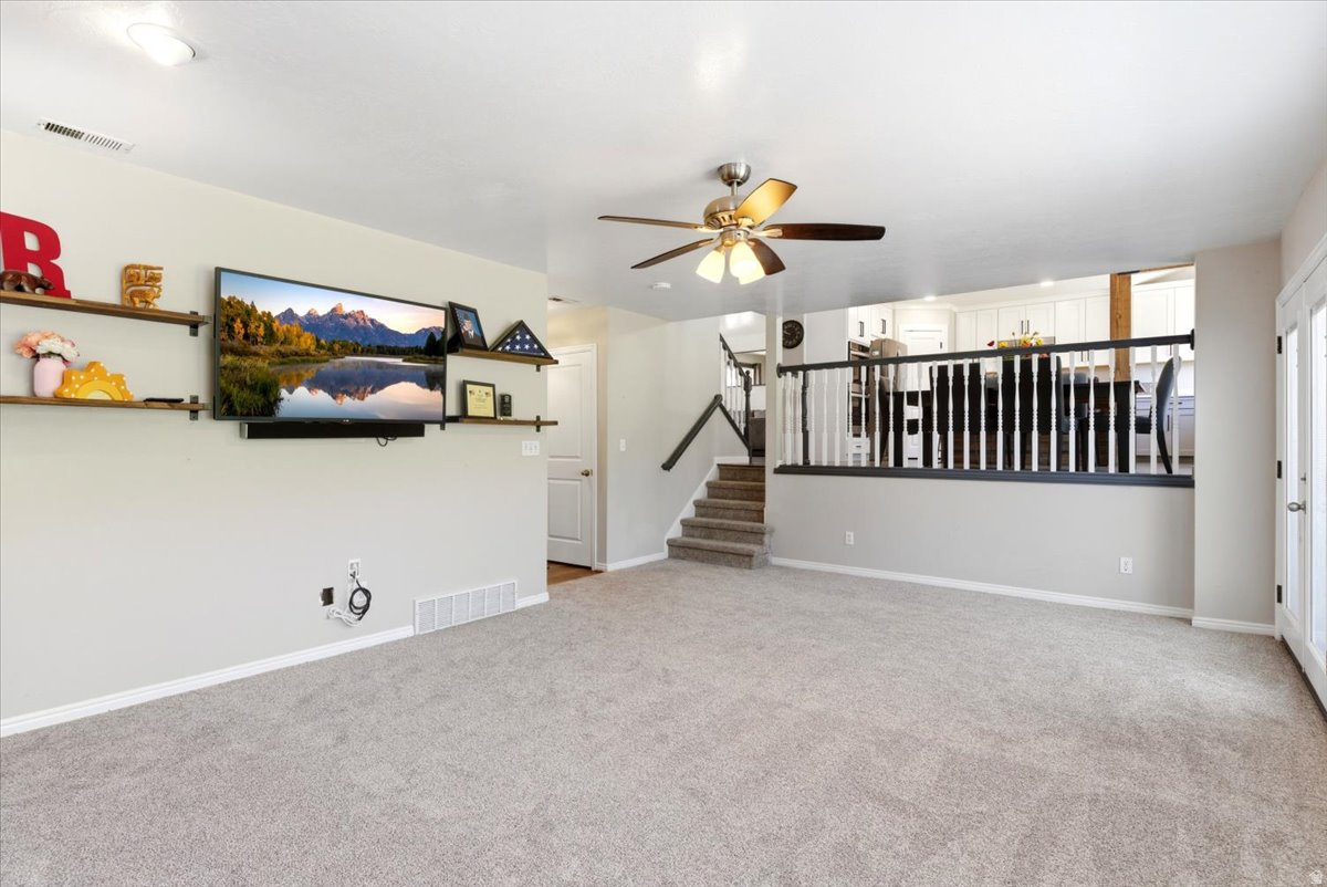 DEER COUNTRY ESTATES - Residential