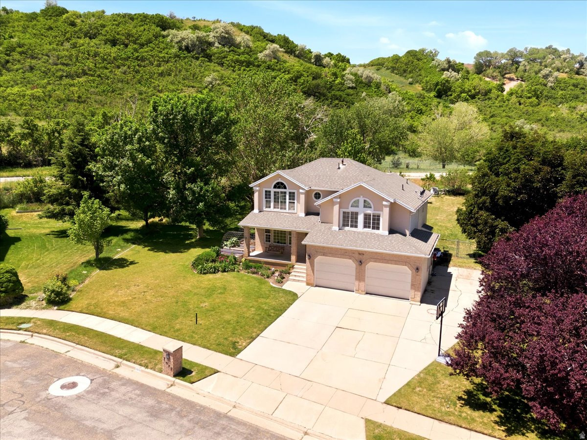 DEER COUNTRY ESTATES - Residential