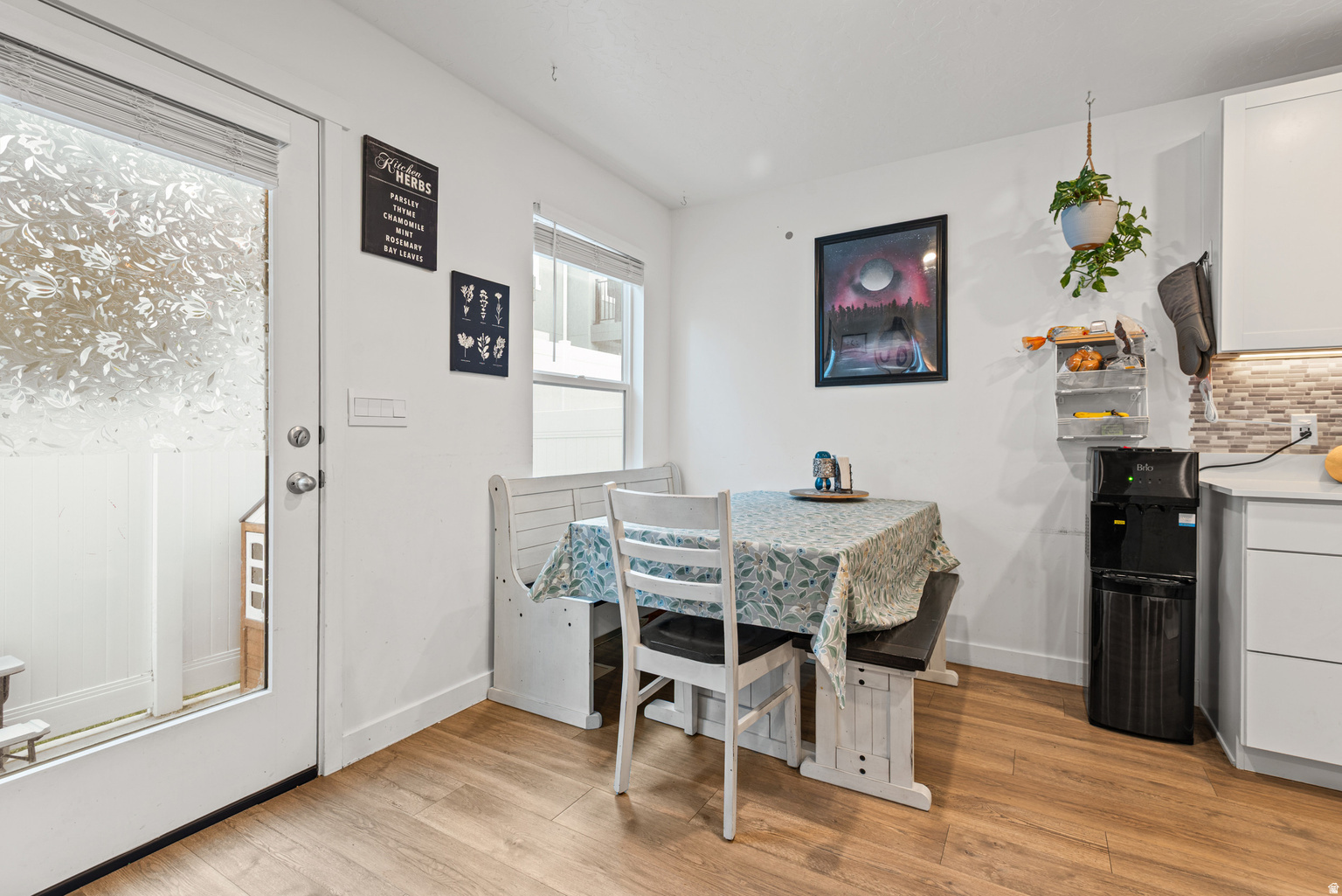 GATEWAY TO LITTLE VALLEY - Residential