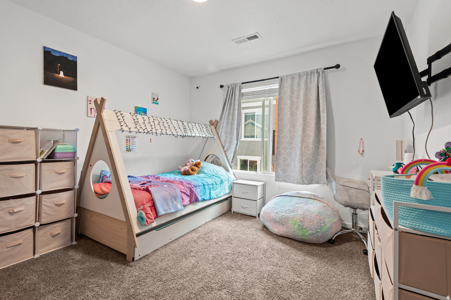 GATEWAY TO LITTLE VALLEY - Residential