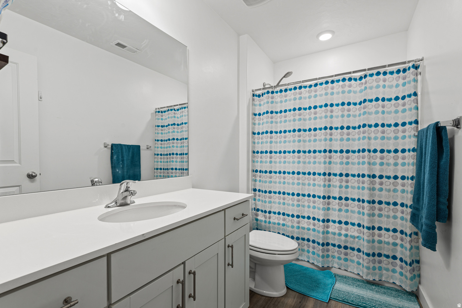 GATEWAY TO LITTLE VALLEY - Residential