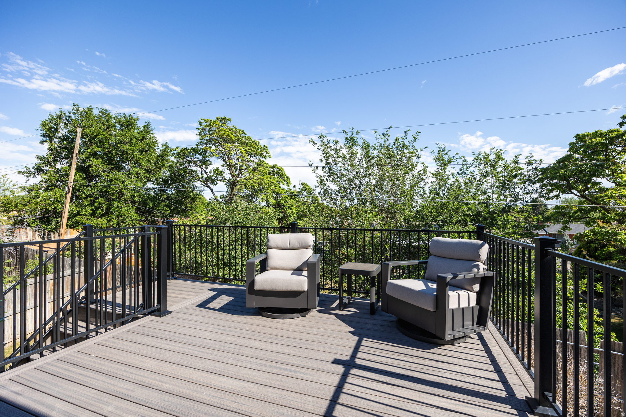 ROXBOROUGH - Residential