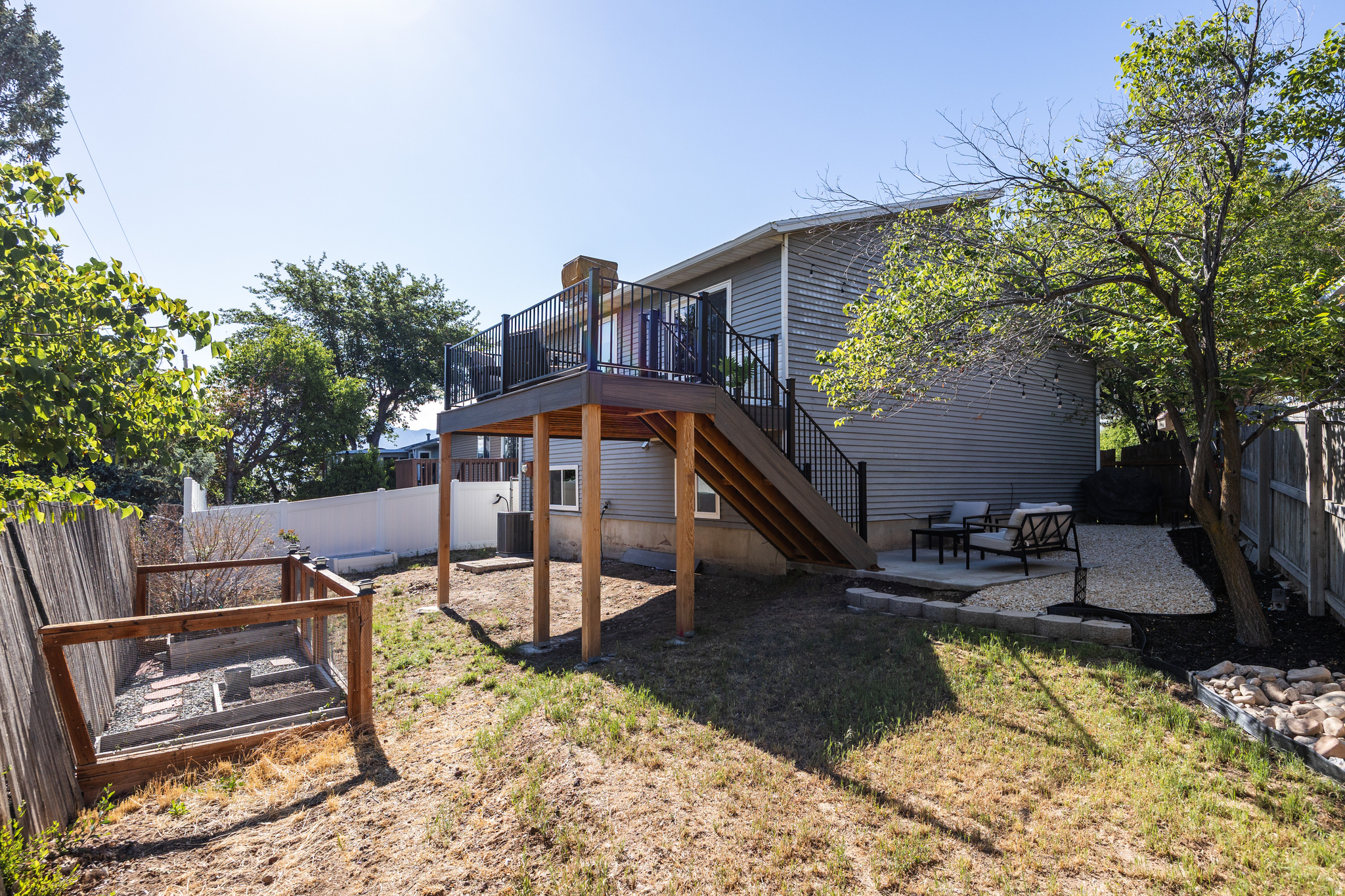 ROXBOROUGH - Residential