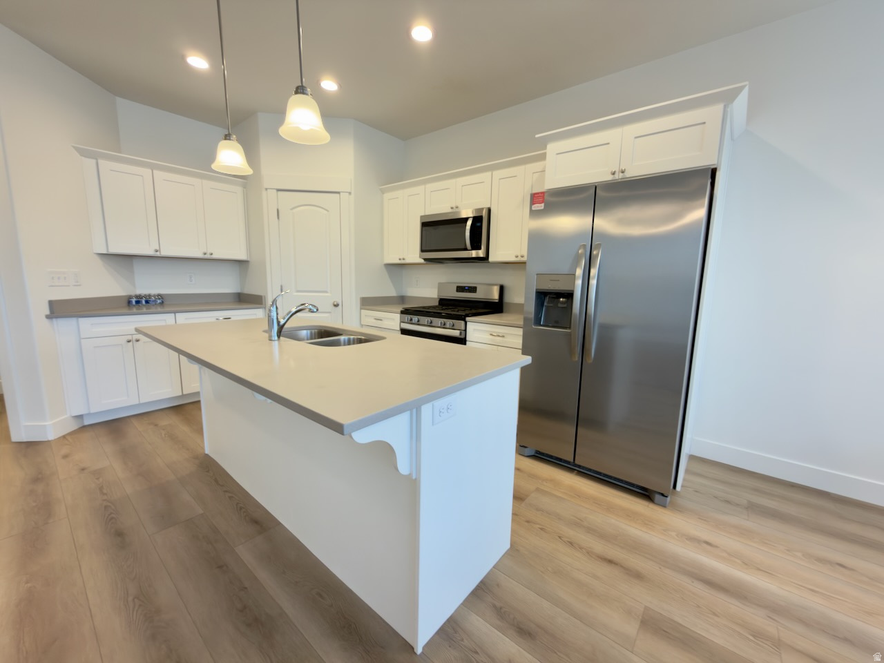 RIDGEHORNE - Residential