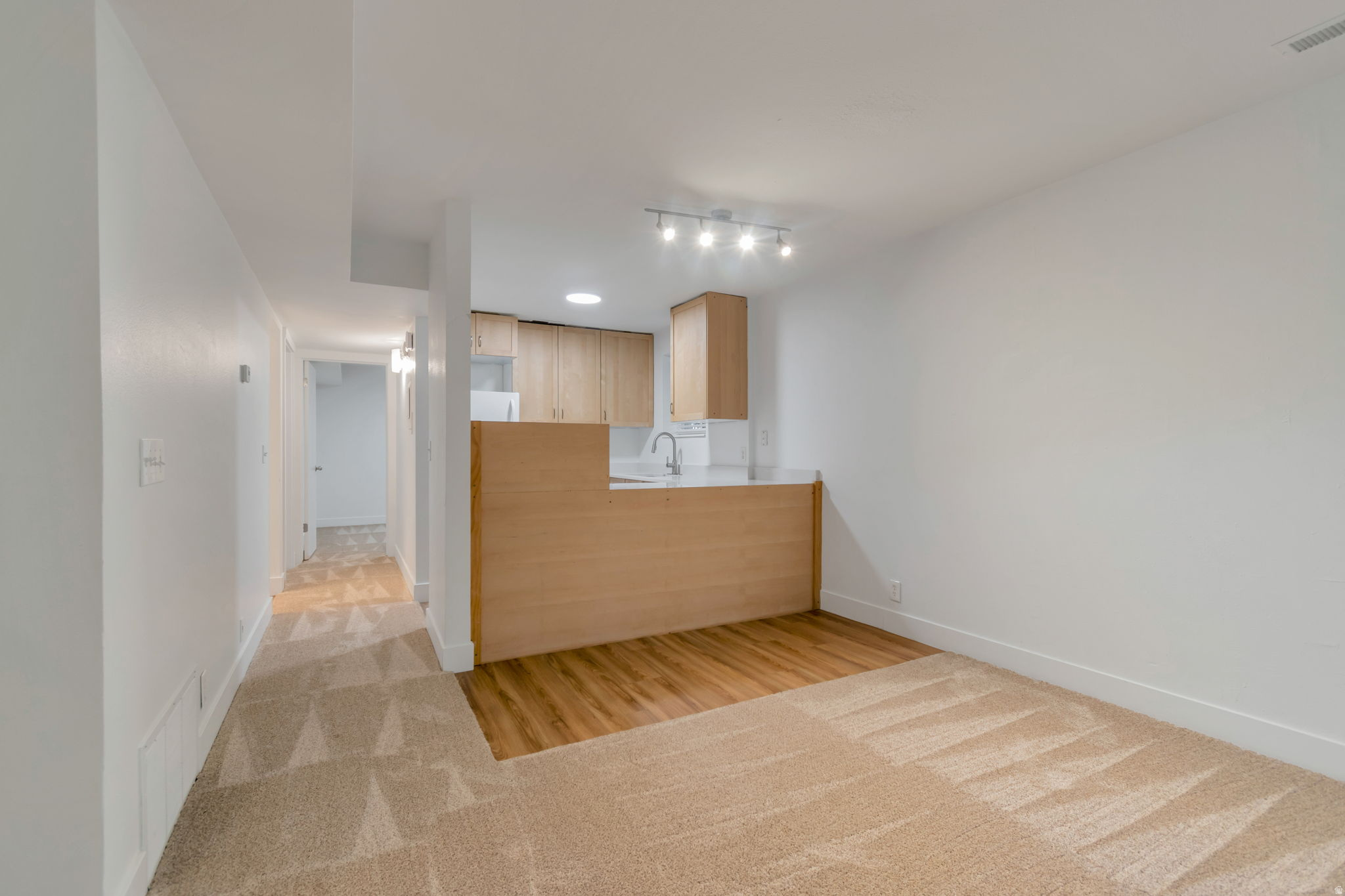 CHATEAU FORET 2 CONDO - Residential