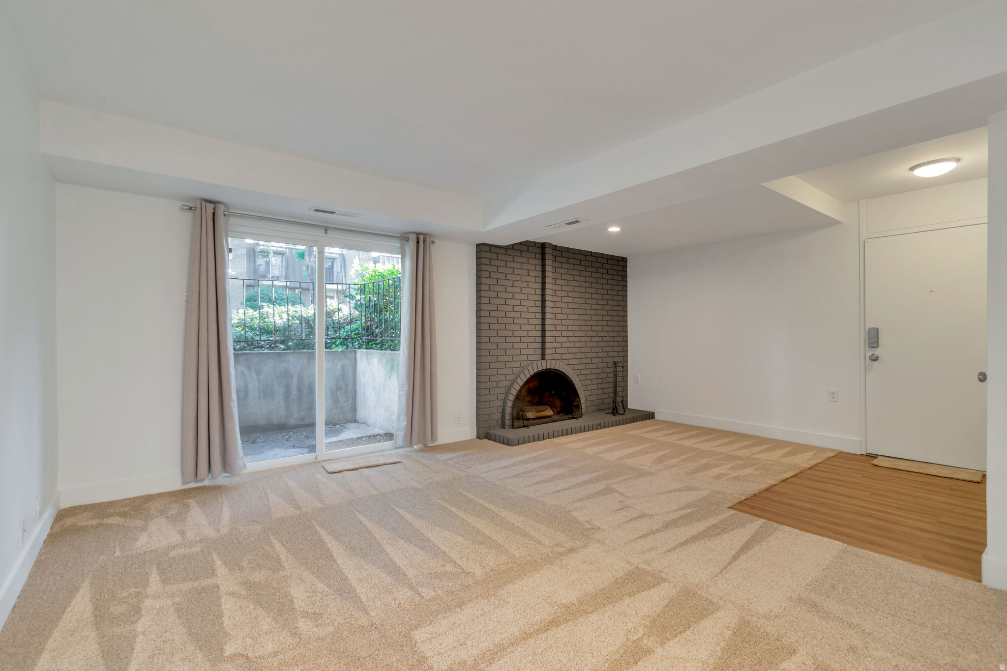 CHATEAU FORET 2 CONDO - Residential
