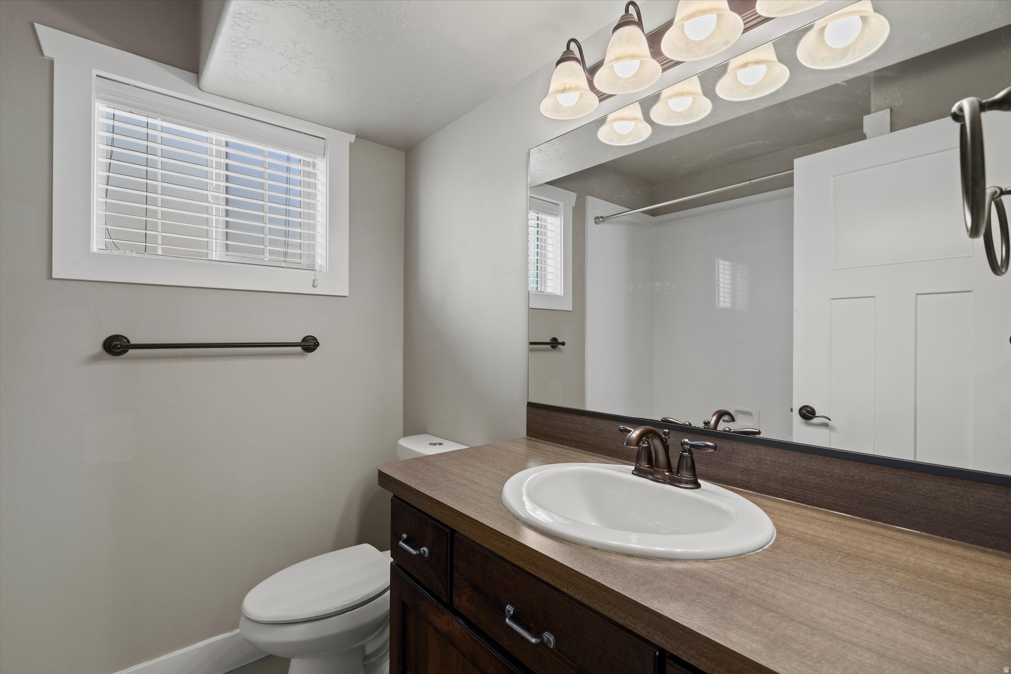 OAK DEN BUNGALOWS - Residential