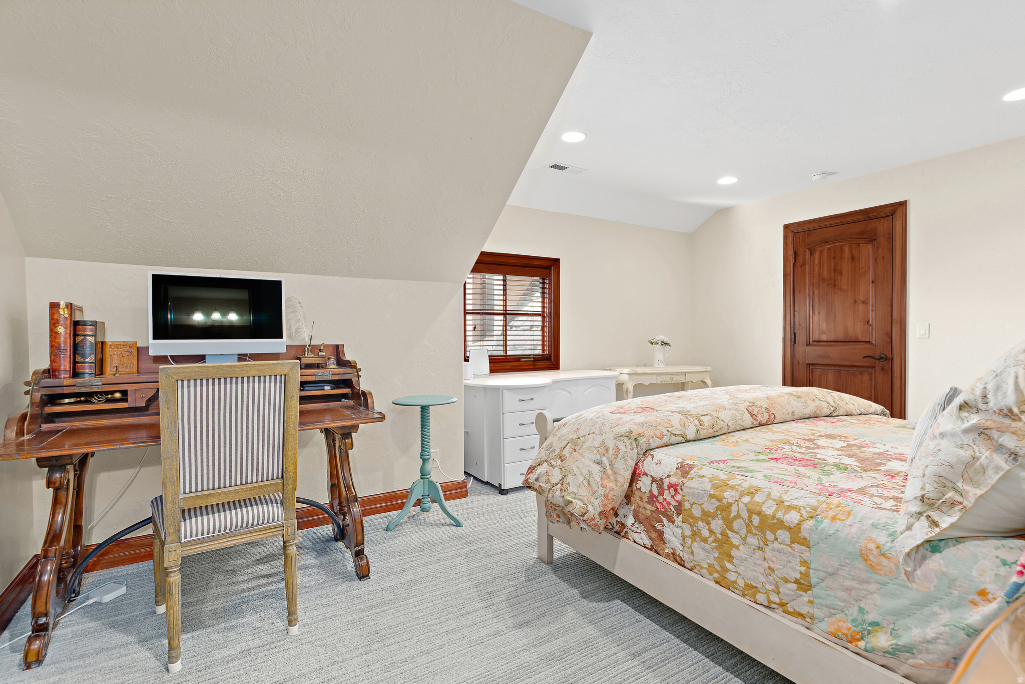 SUNBROOK - Residential